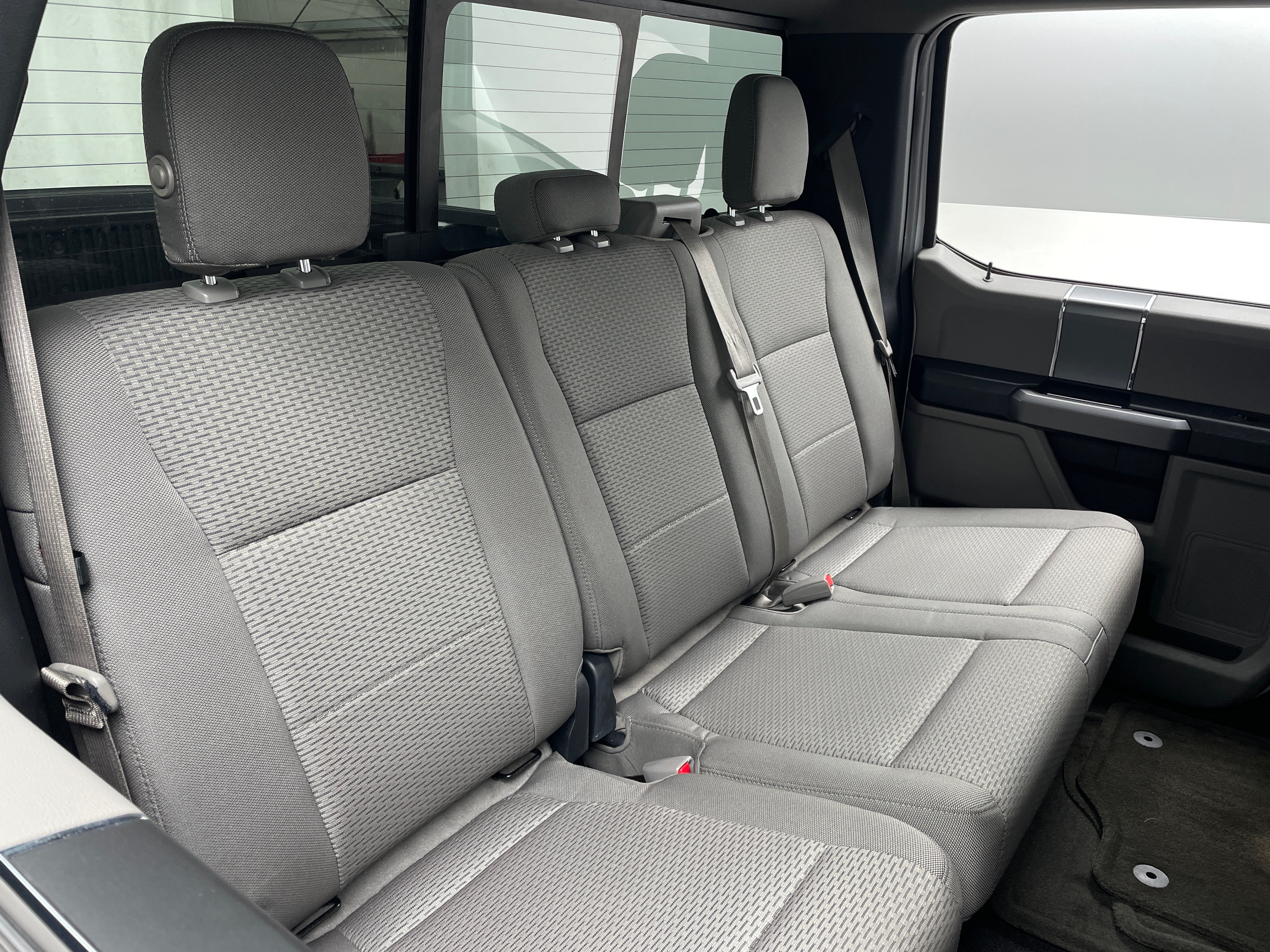 Thumbnail: 2015 Ford Econoline - 6