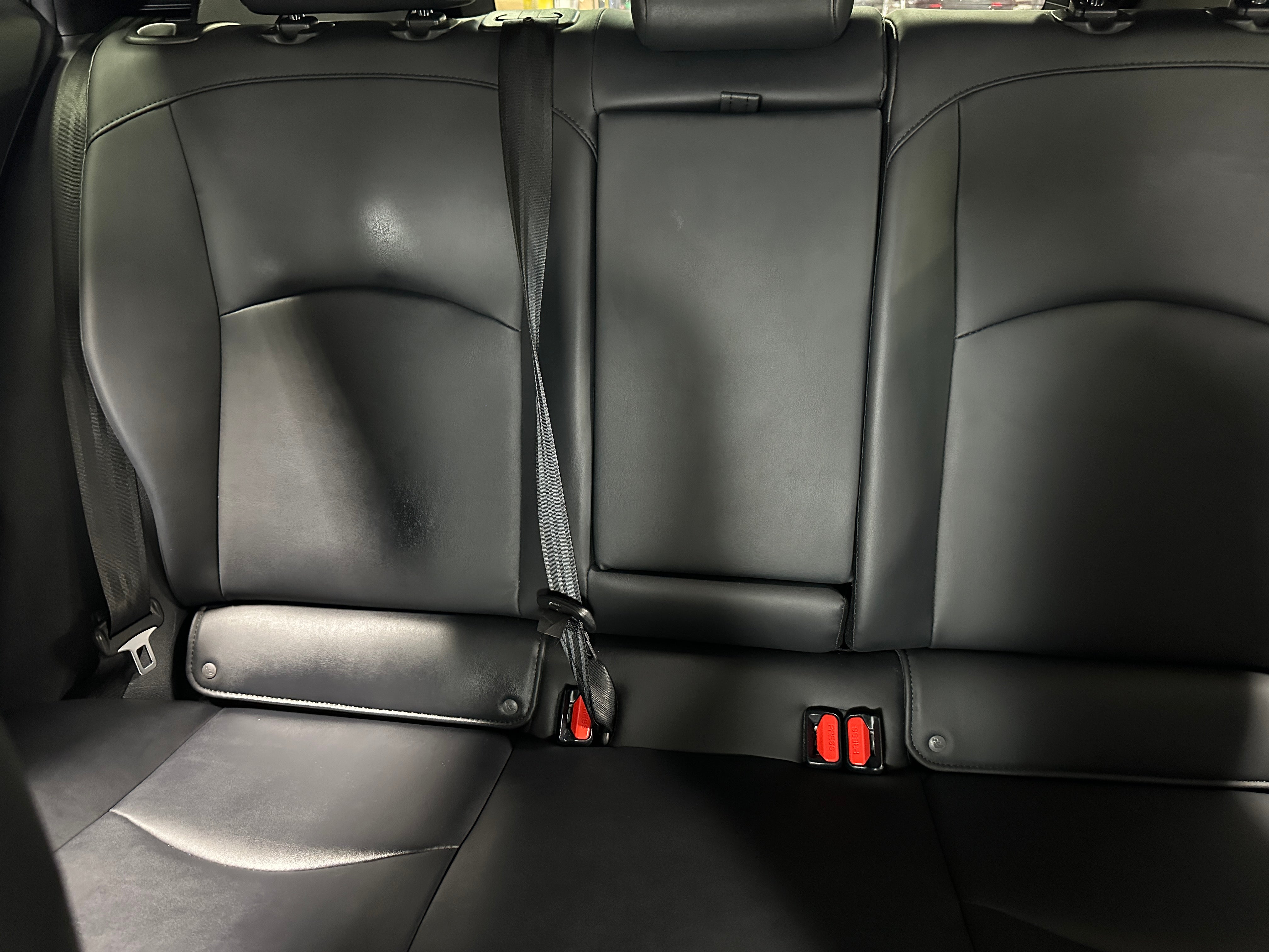 2018 Toyota Prius Four 5