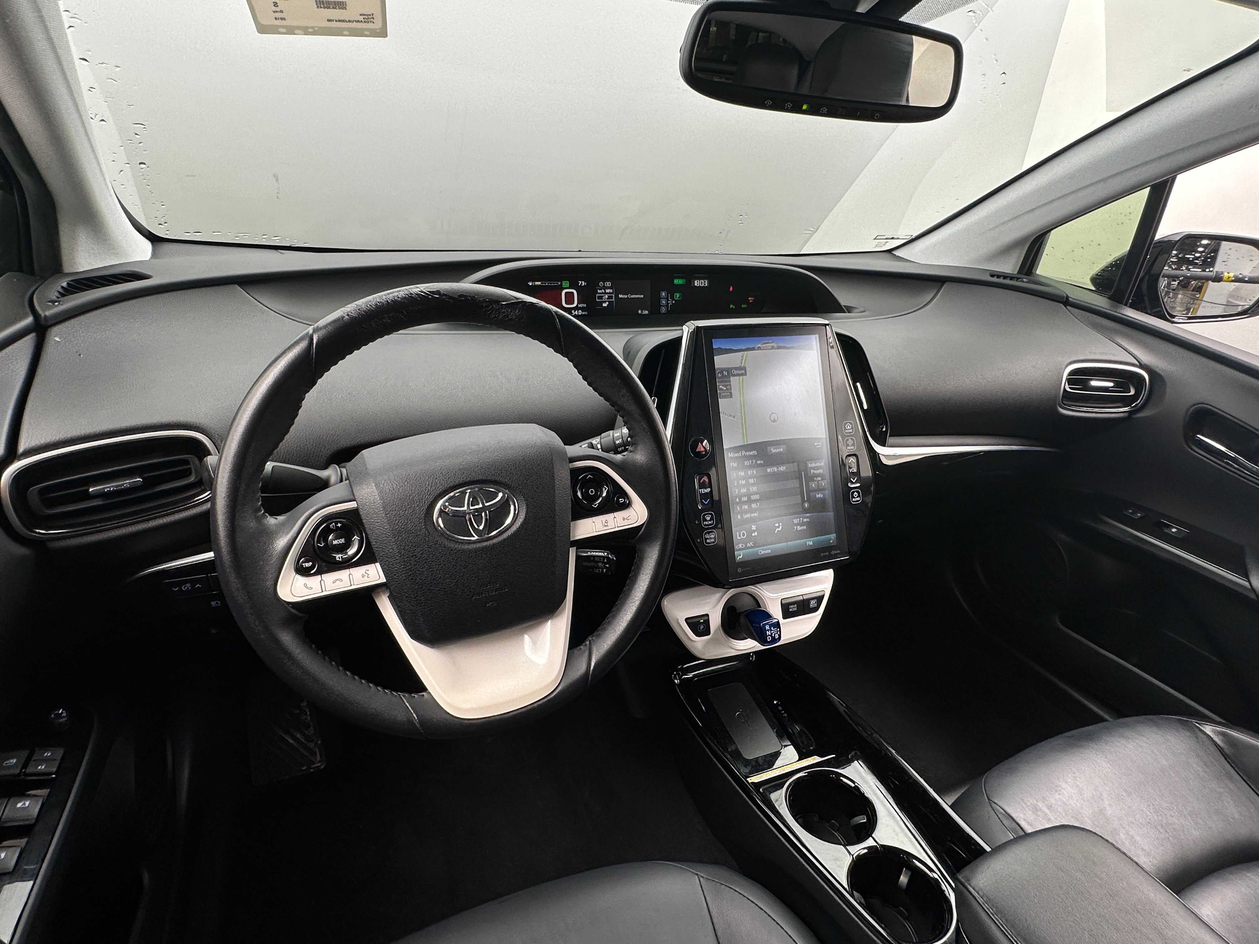 2018 Toyota Prius Four 2