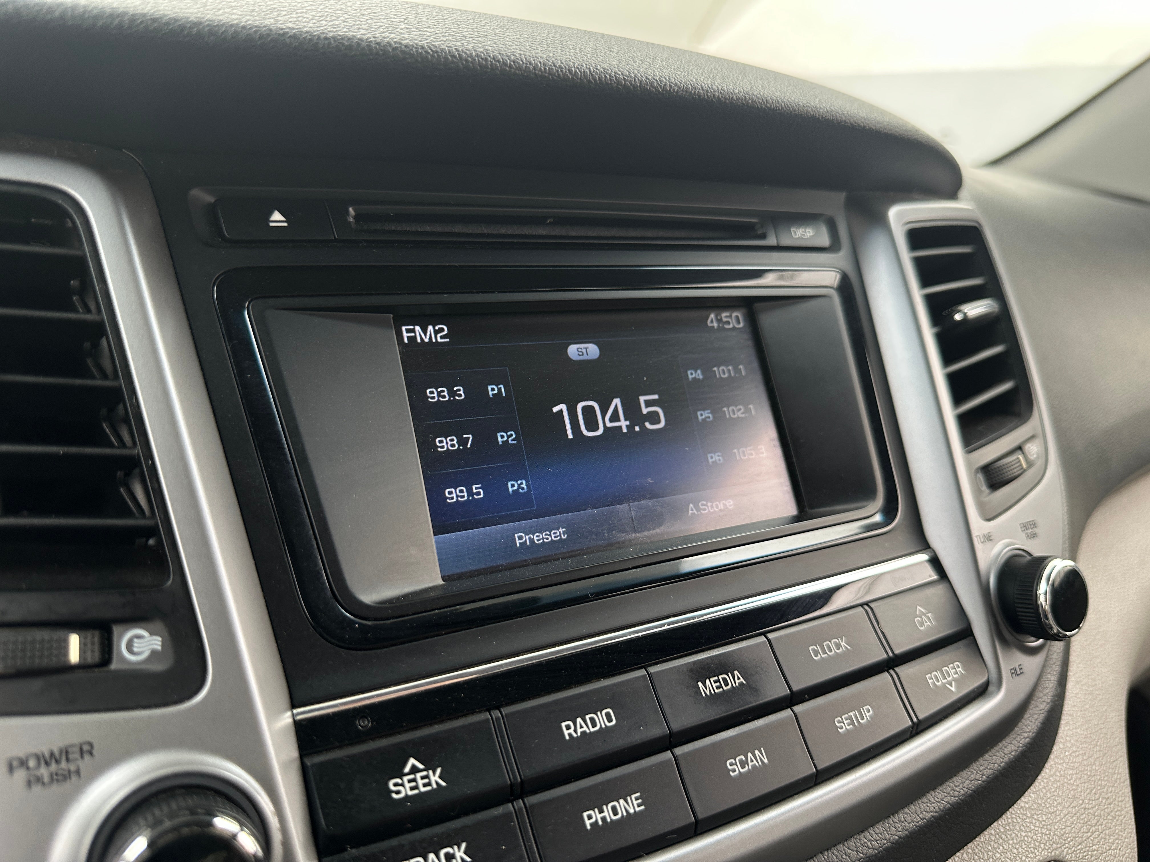 Thumbnail: 2017 Hyundai Tucson - 4