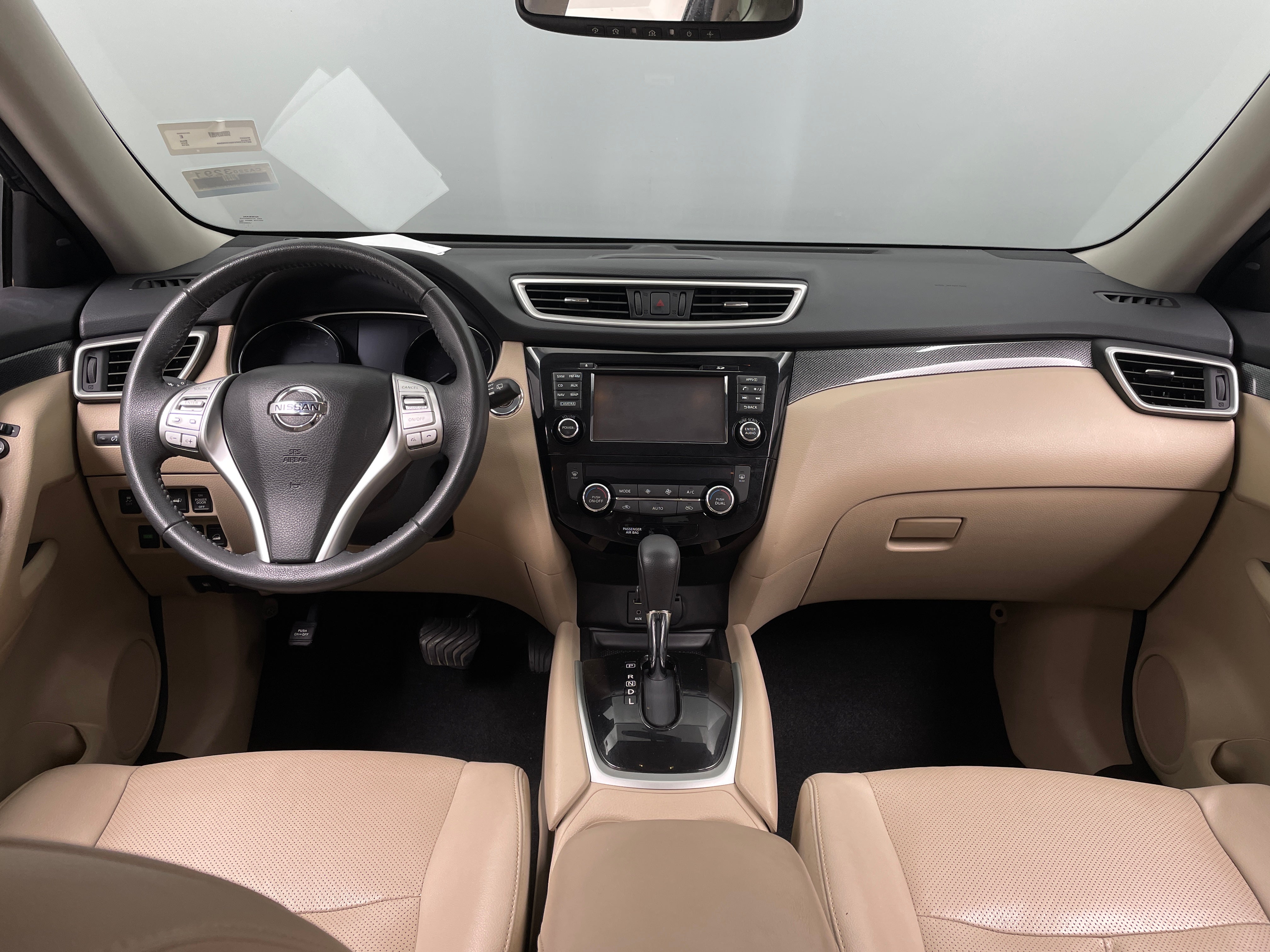 2016 Nissan Rogue SL 3