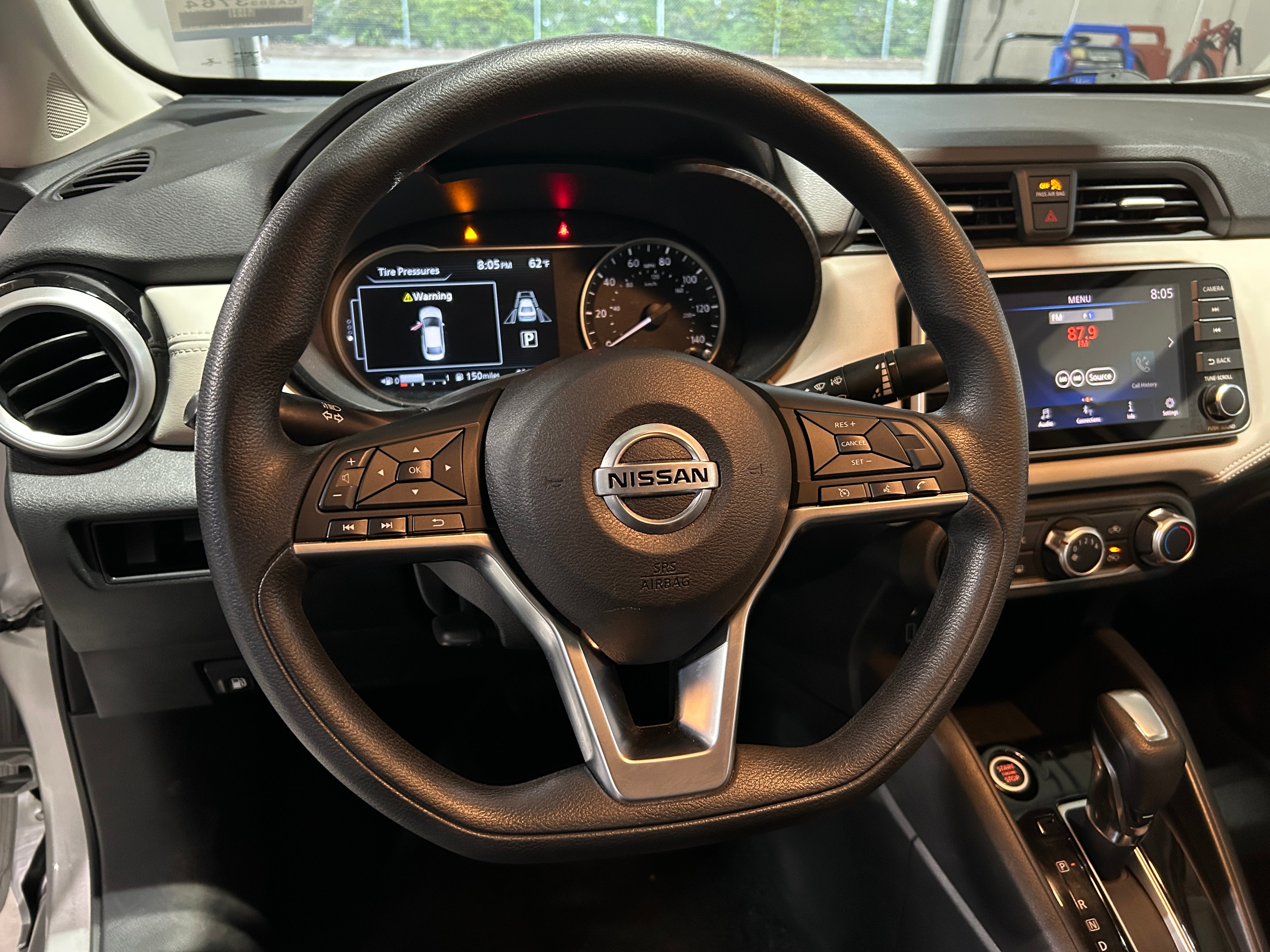 2020 Nissan Versa SV 5