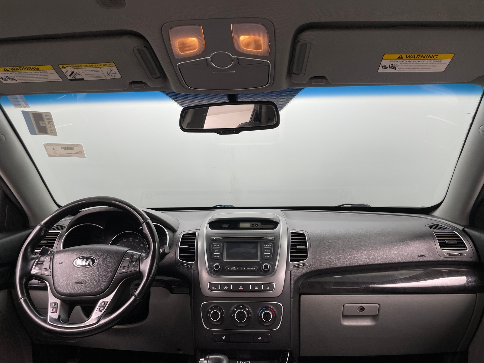 Thumbnail: 2015 Kia Sorento - 3