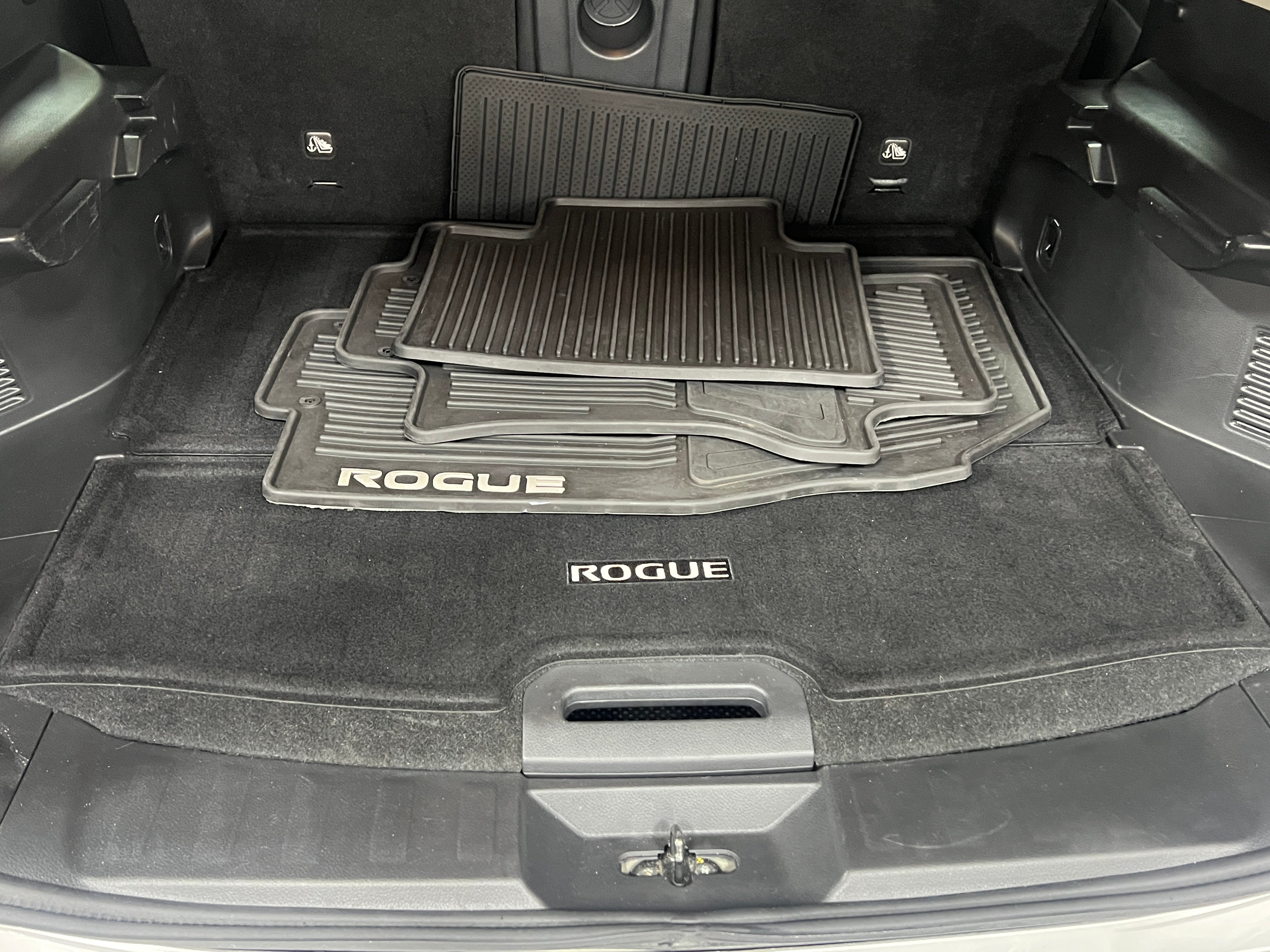 Thumbnail: 2018 Nissan Rogue - 7