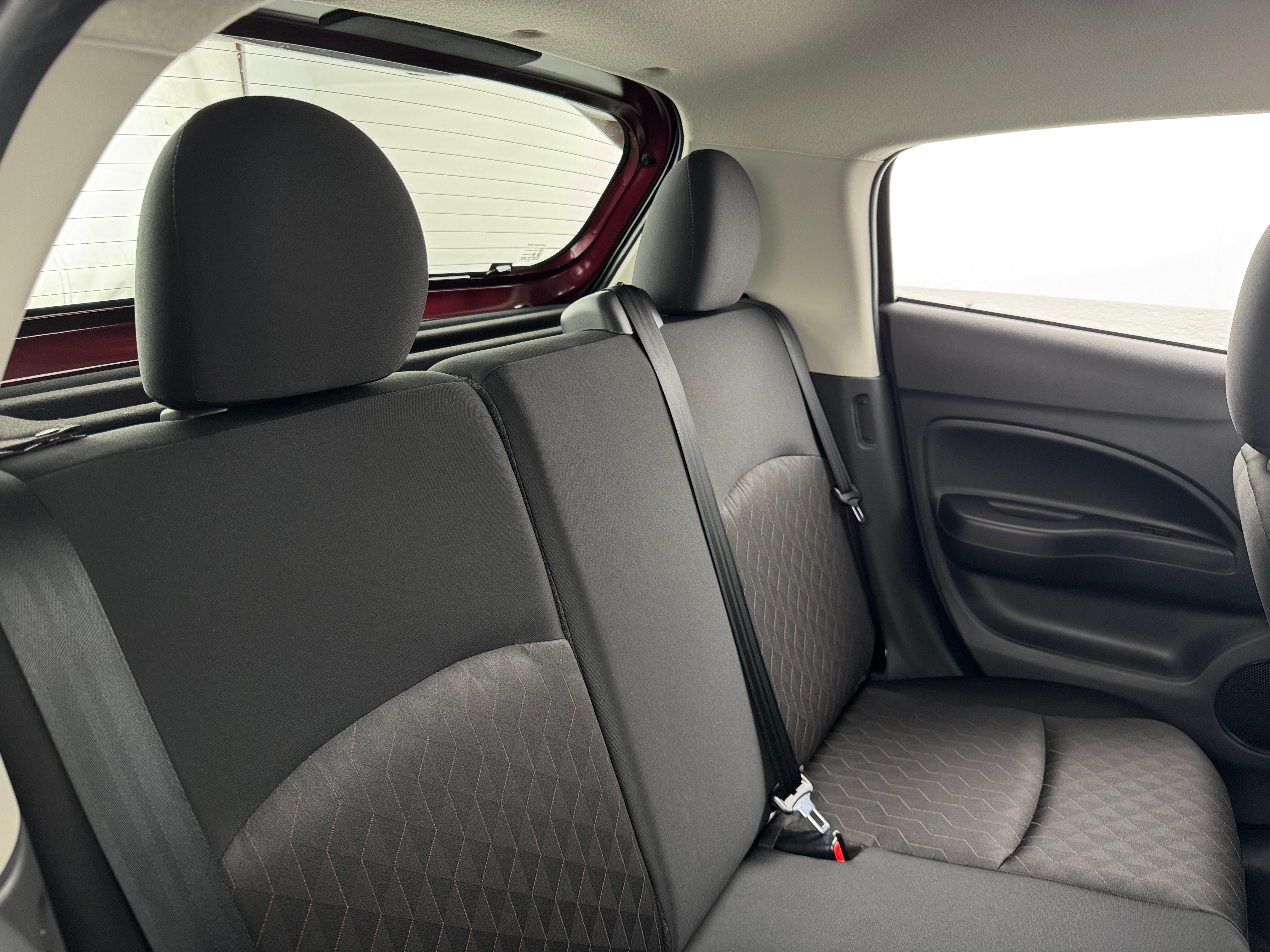 2024 Mitsubishi Mirage LE 6