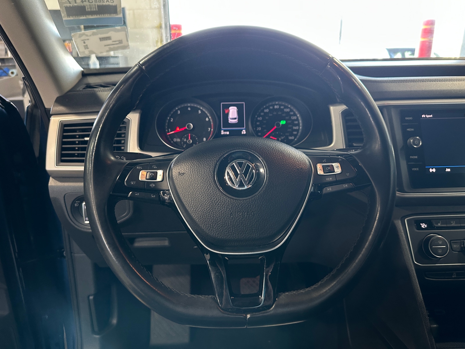 Thumbnail: 2019 Volkswagen Atlas - 4