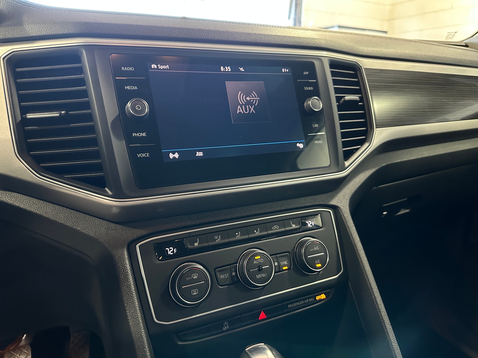 Thumbnail: 2019 Volkswagen Atlas - 3