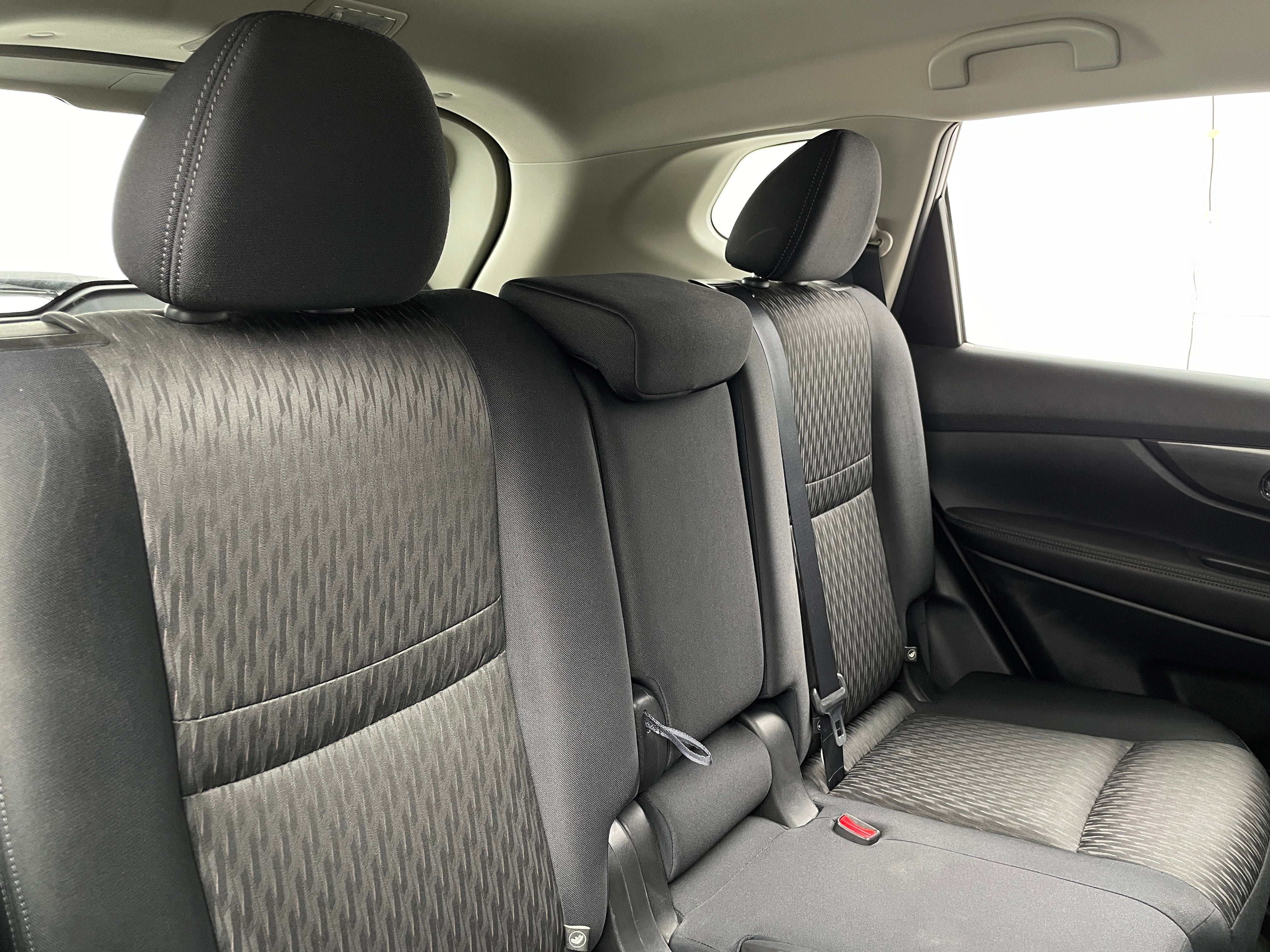 2018 Nissan Rogue S 6