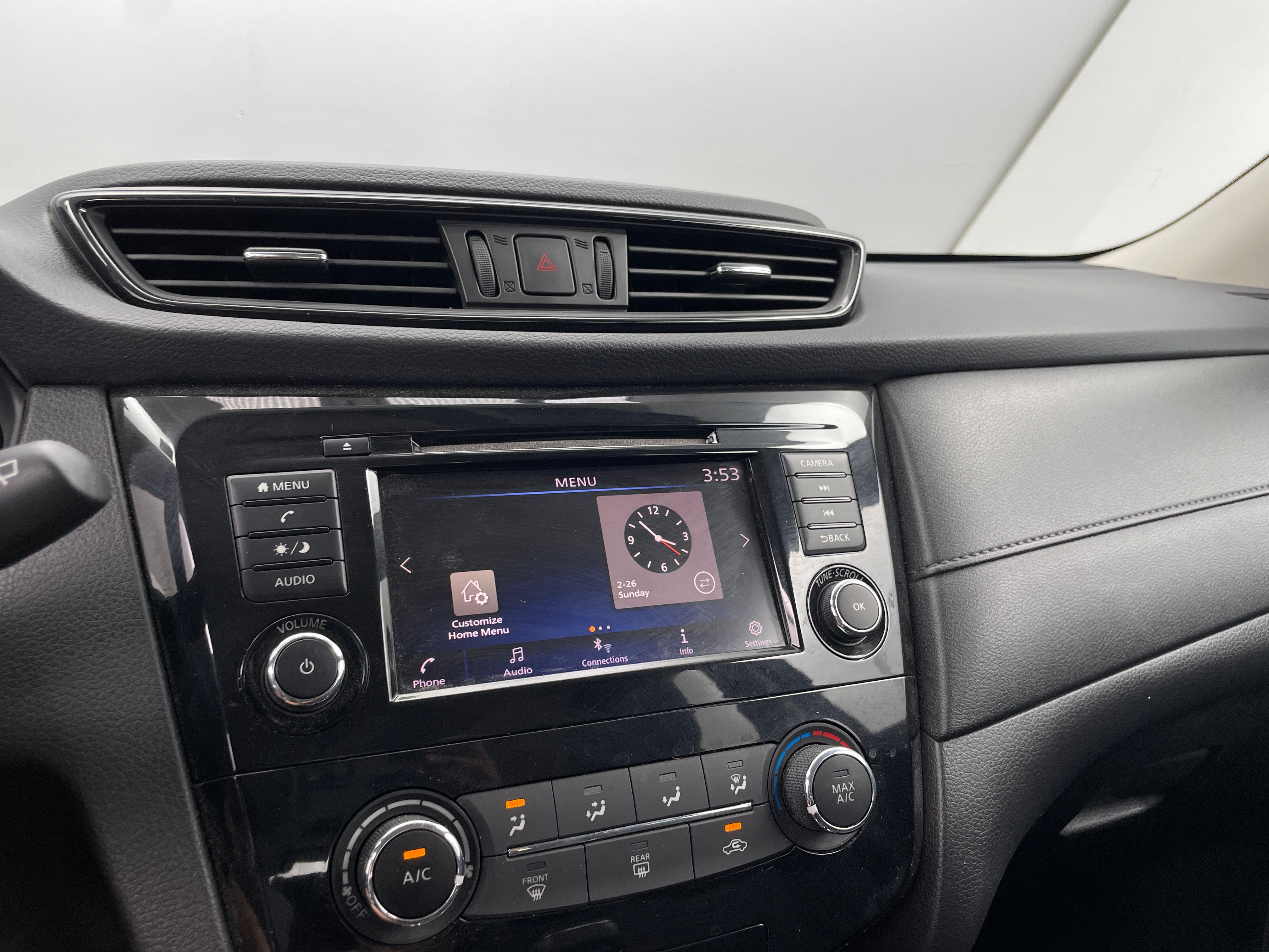 2018 Nissan Rogue S 4