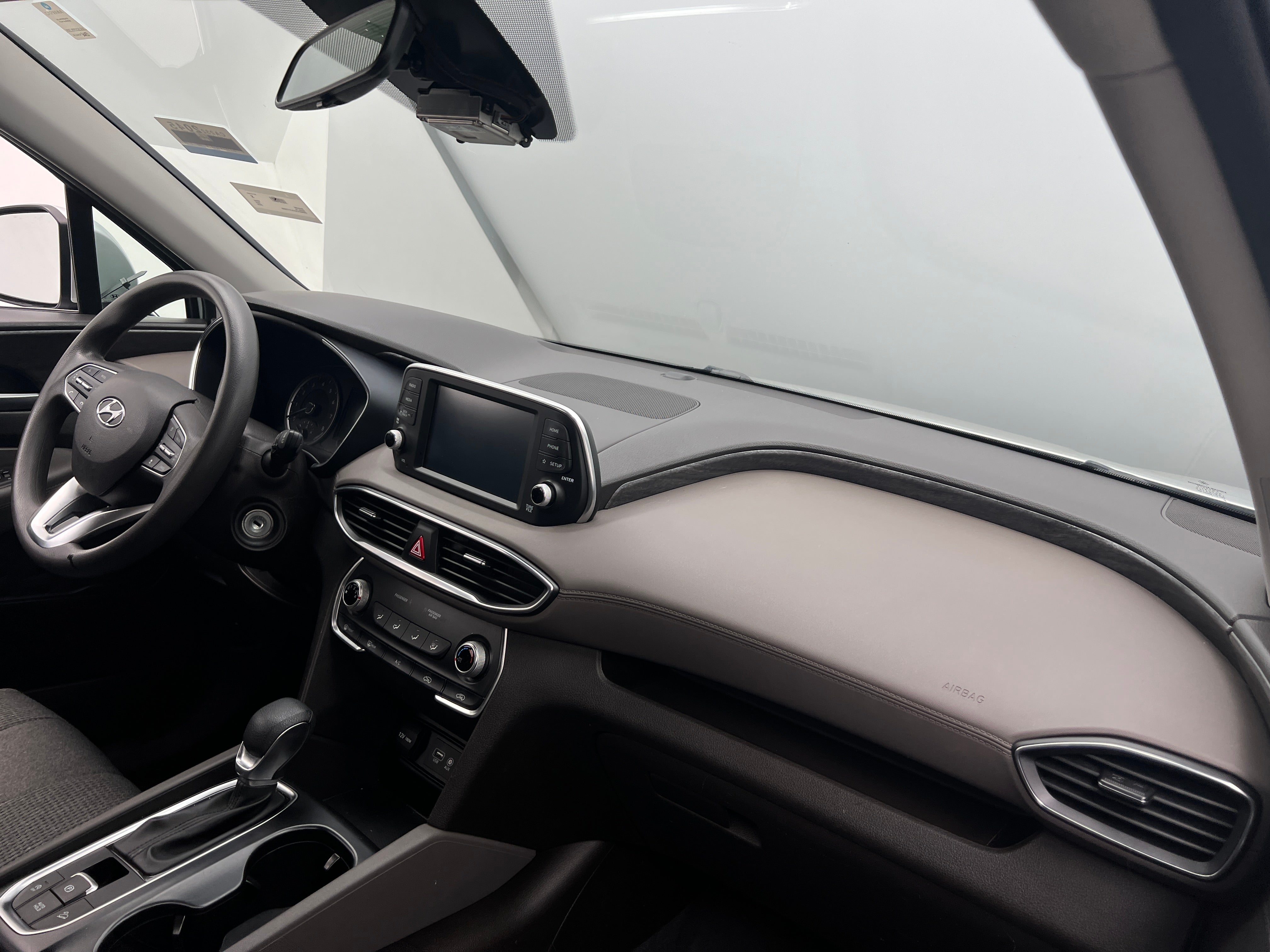 2020 Hyundai Santa Fe SE 3