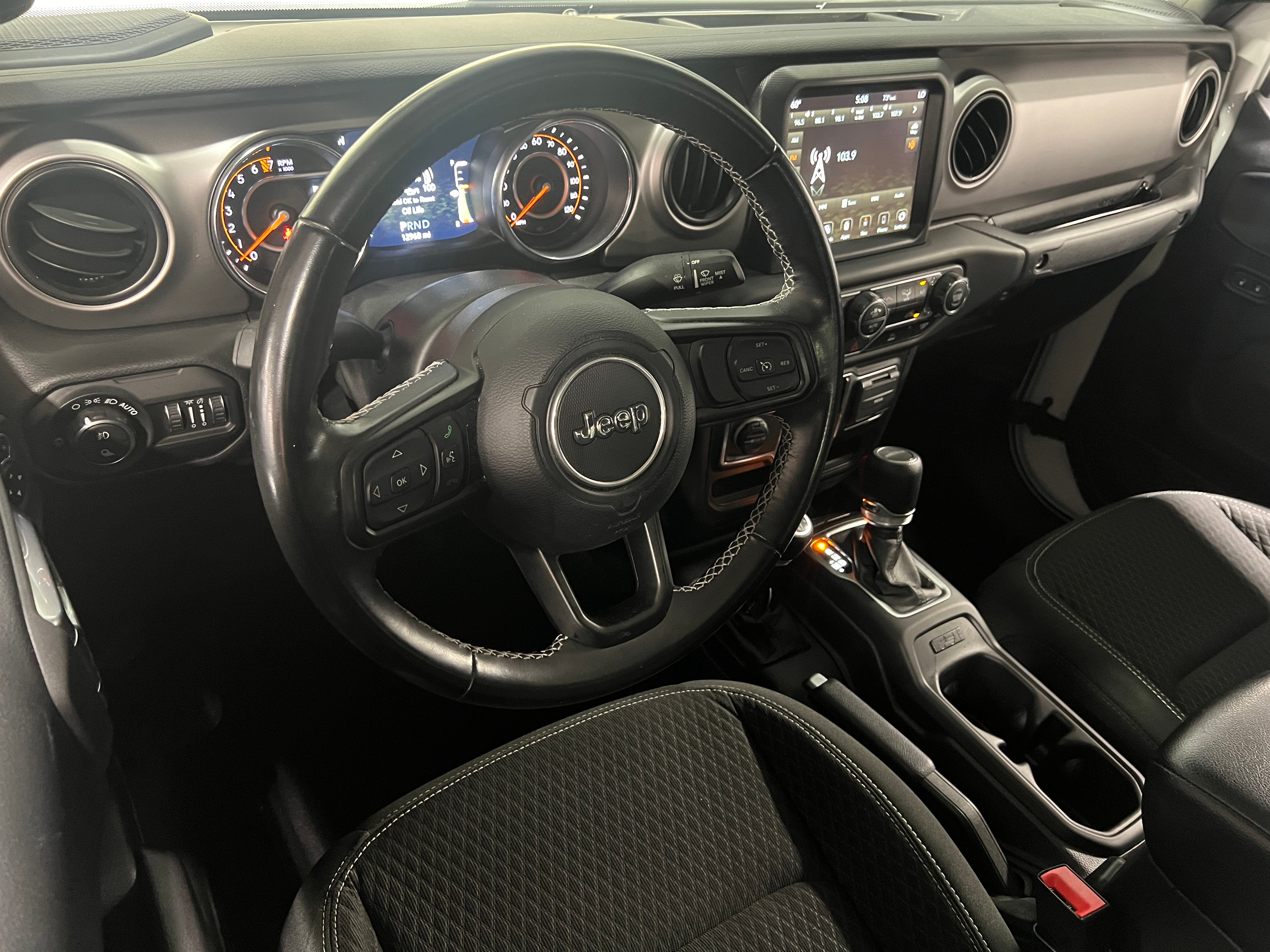 Thumbnail: 2021 Jeep Gladiator - 3