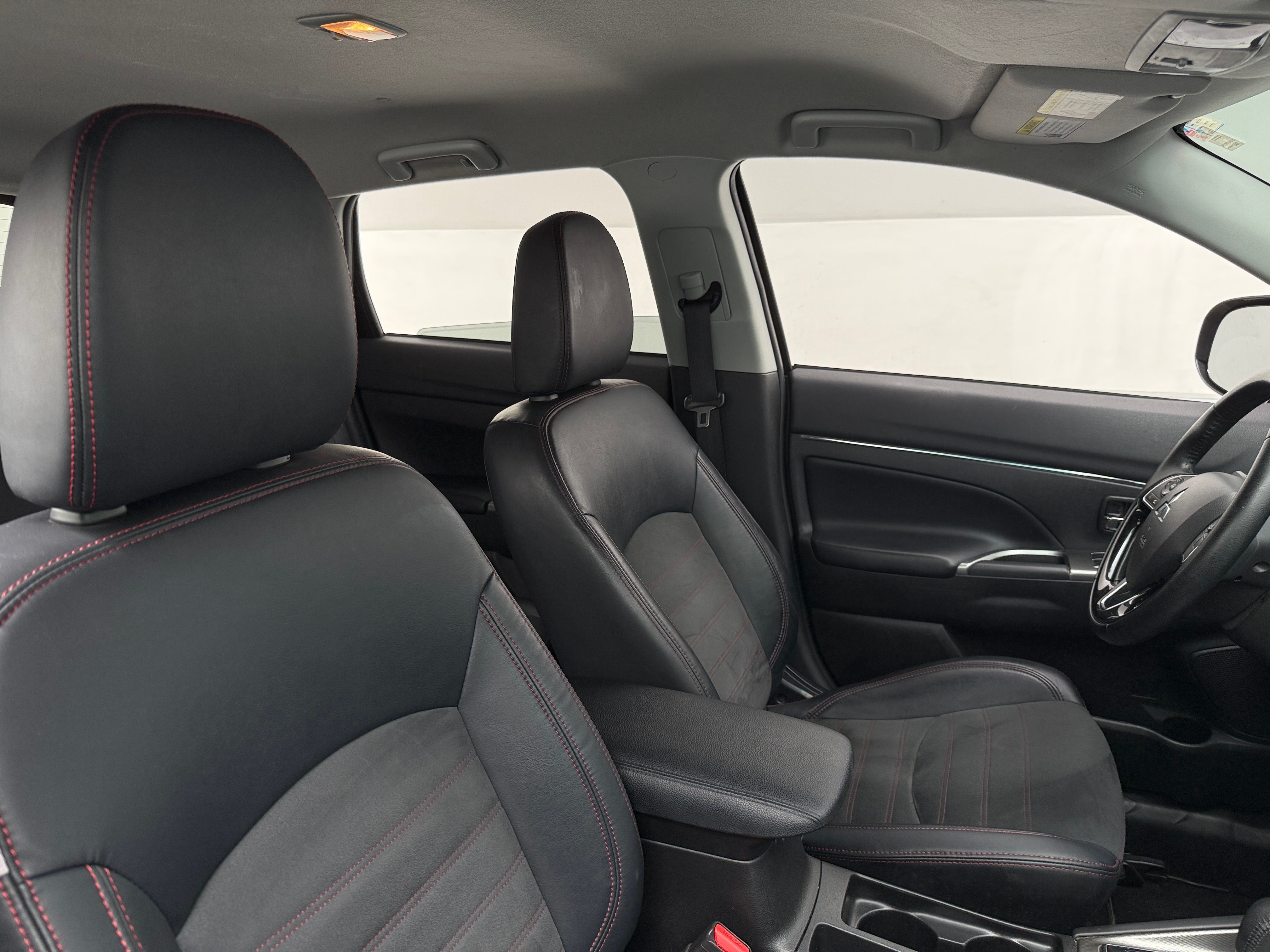 2018 Mitsubishi Outlander Sport SE 2