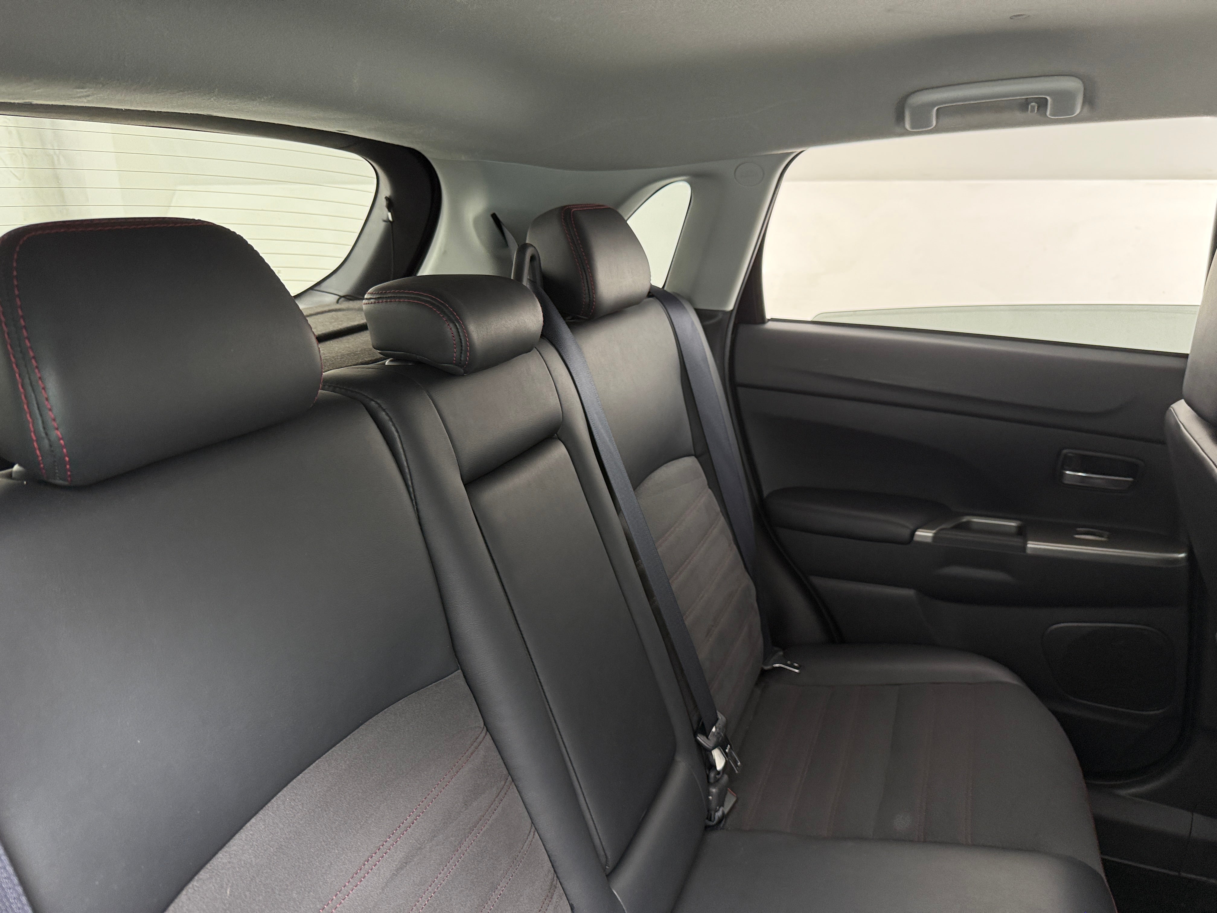 2018 Mitsubishi Outlander Sport SE 6