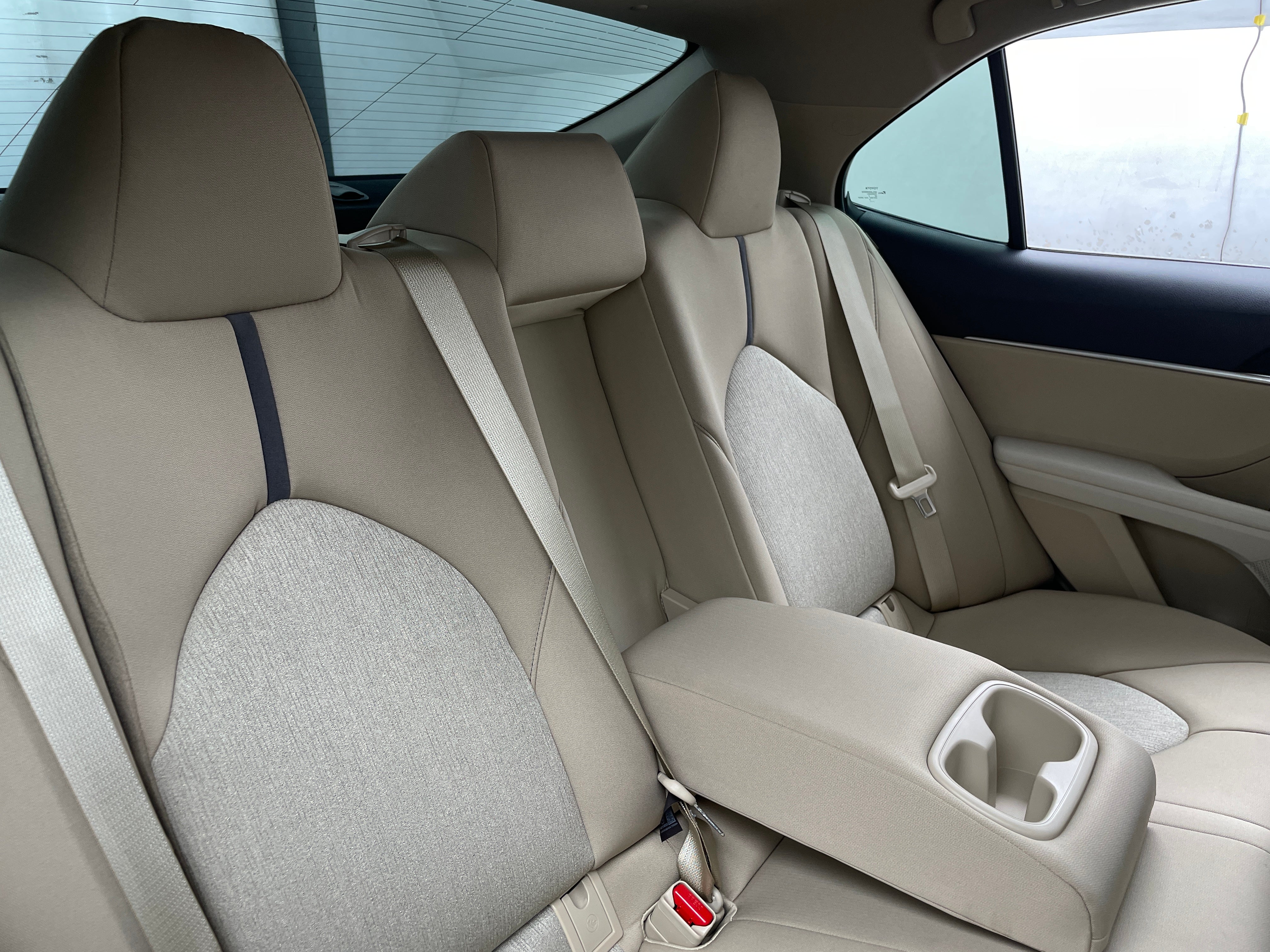 2022 Toyota Camry LE 6