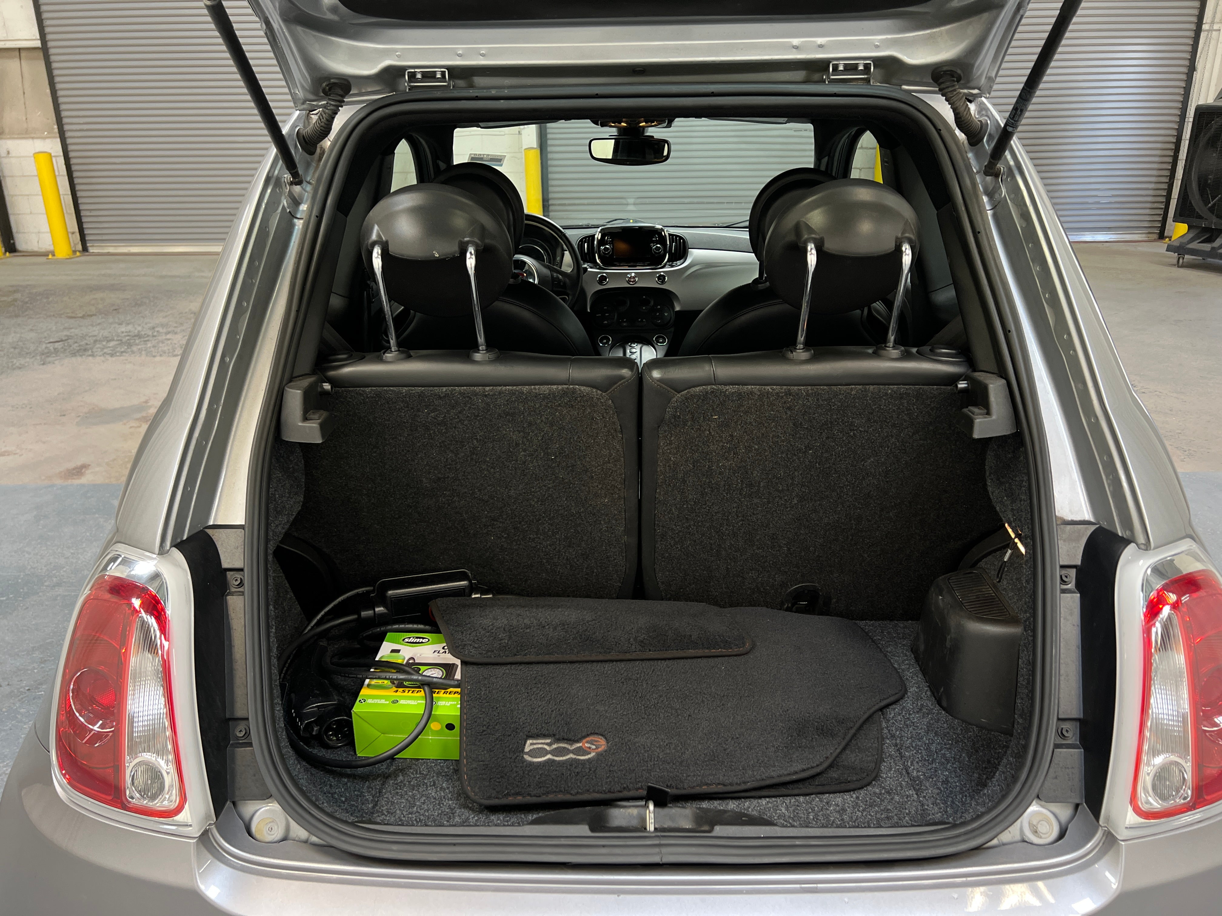 Thumbnail: 2018 Fiat 500e - 6
