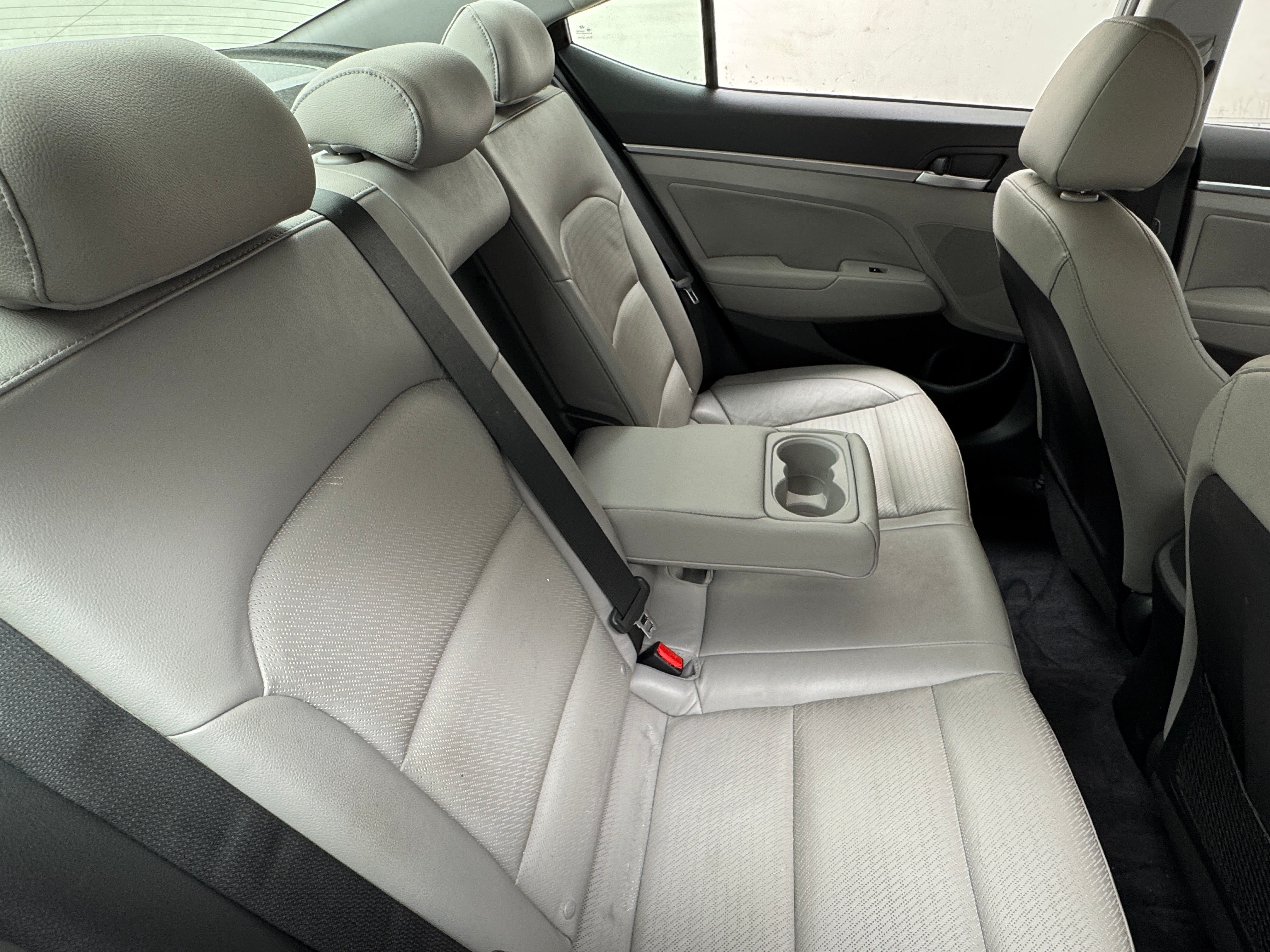 2019 Hyundai Elantra Limited Edition 5
