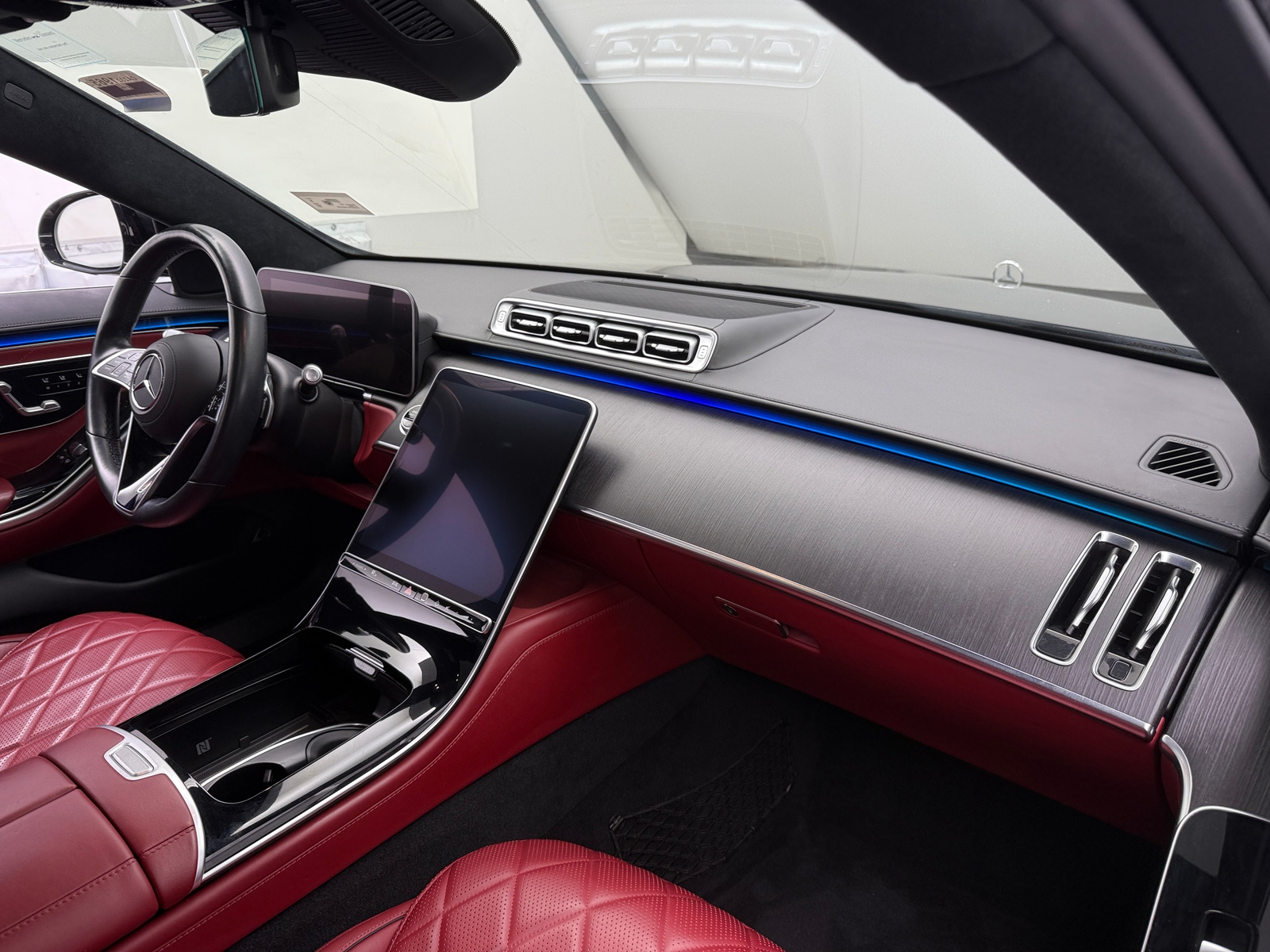 Thumbnail: 2021 Mercedes-Benz S-Class - 2