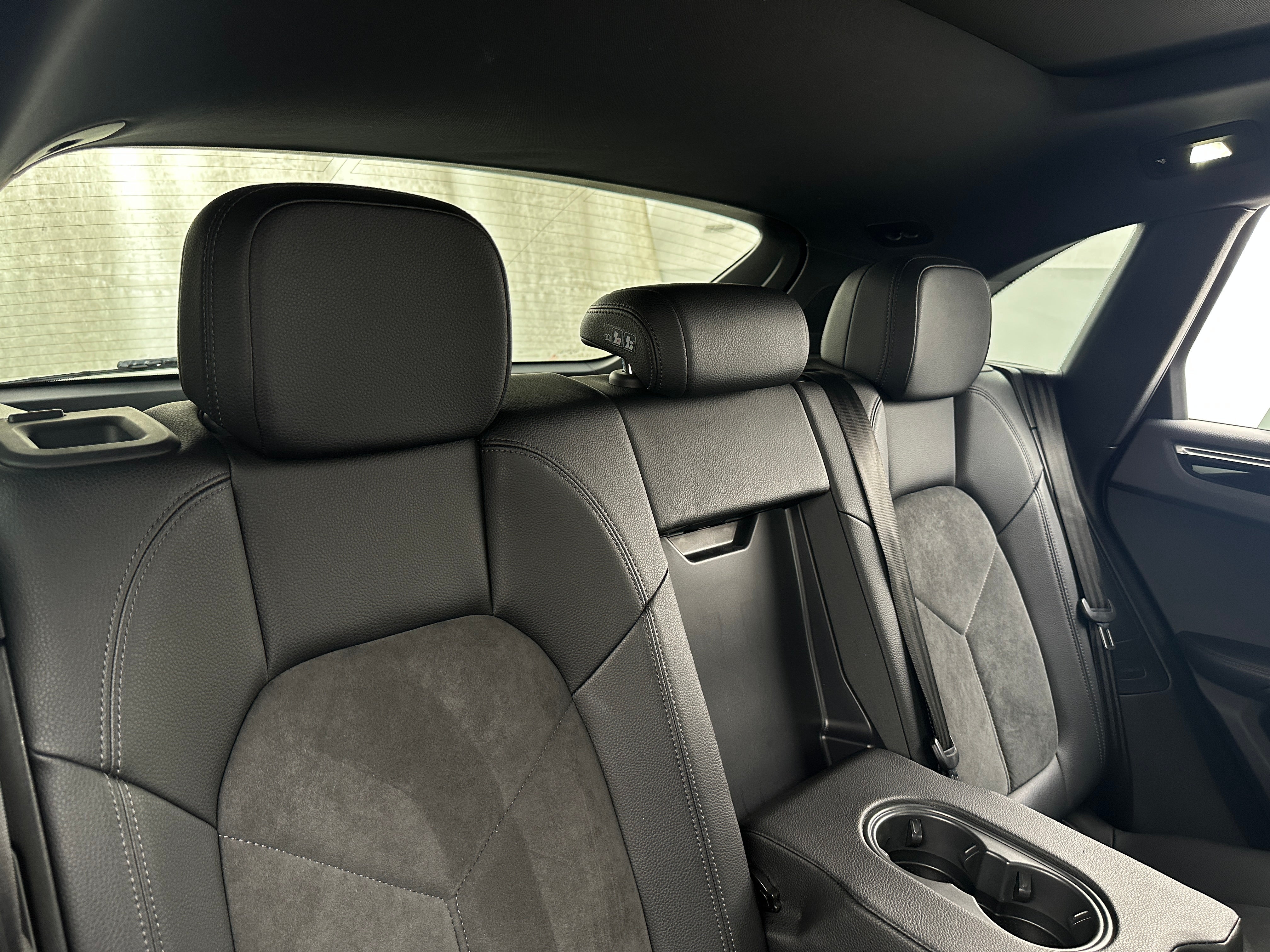 2021 Porsche Macan Base 5