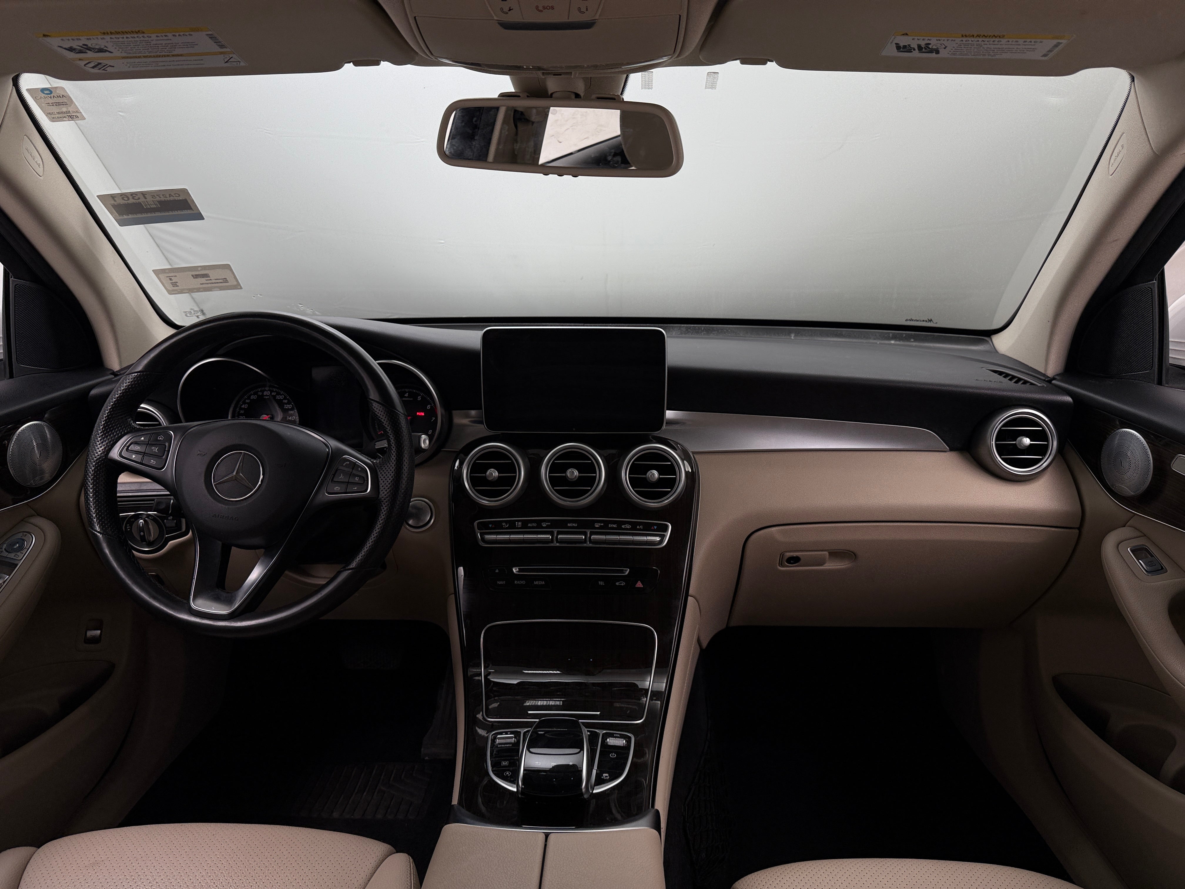 2019 Mercedes-Benz GLC 300 2