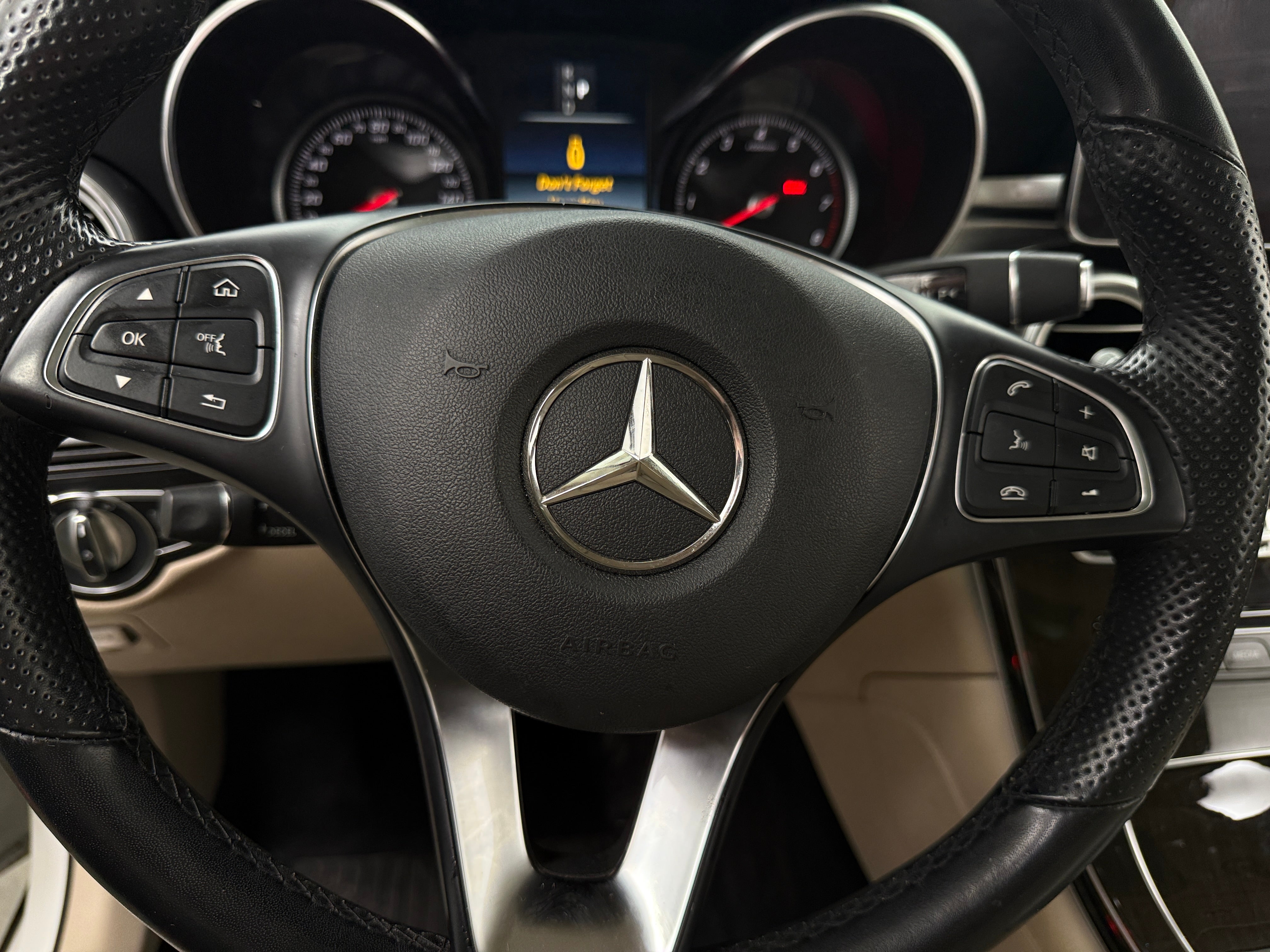 2019 Mercedes-Benz GLC 300 4