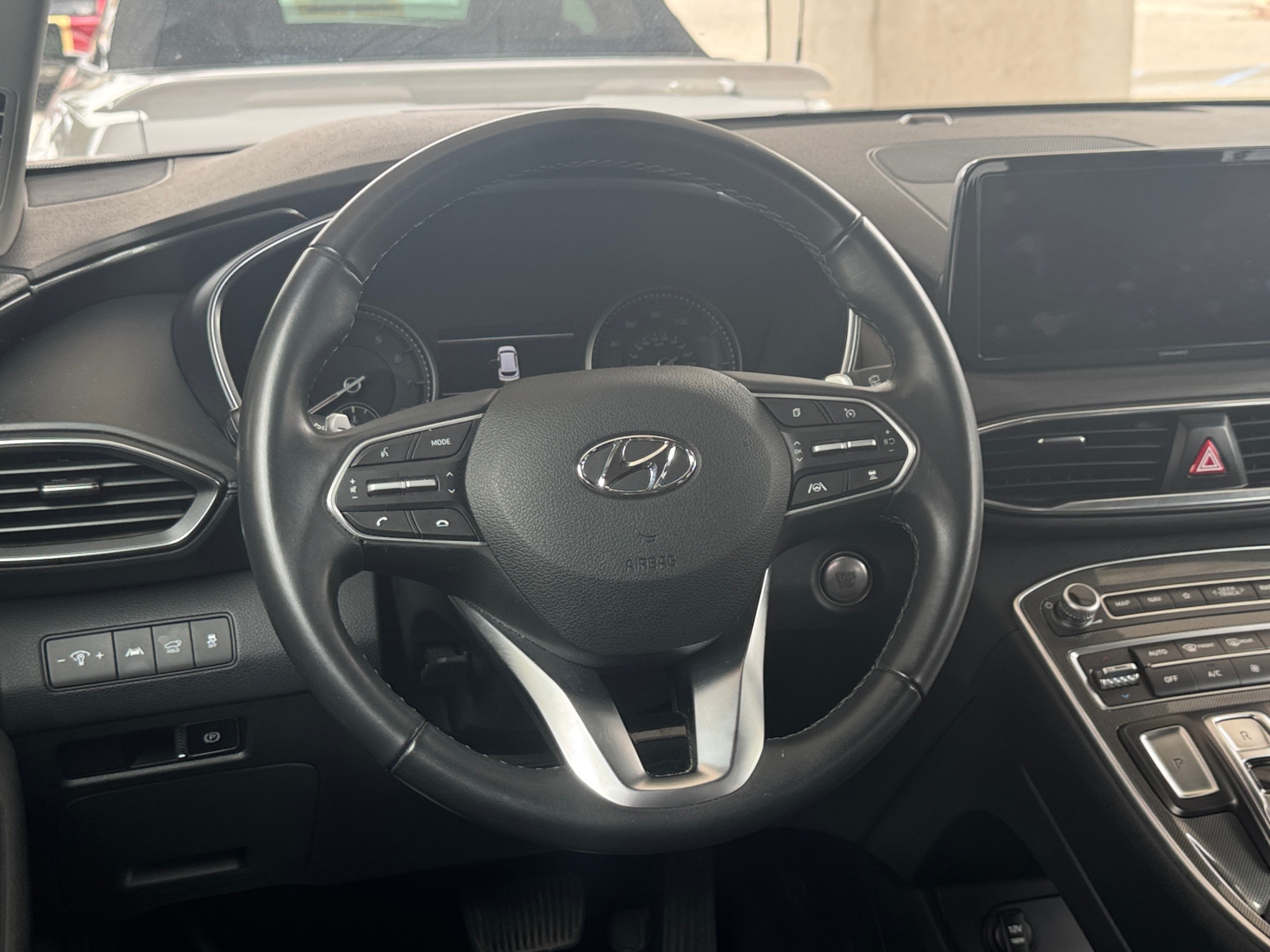 Thumbnail: 2023 Hyundai Santa Fe - 5