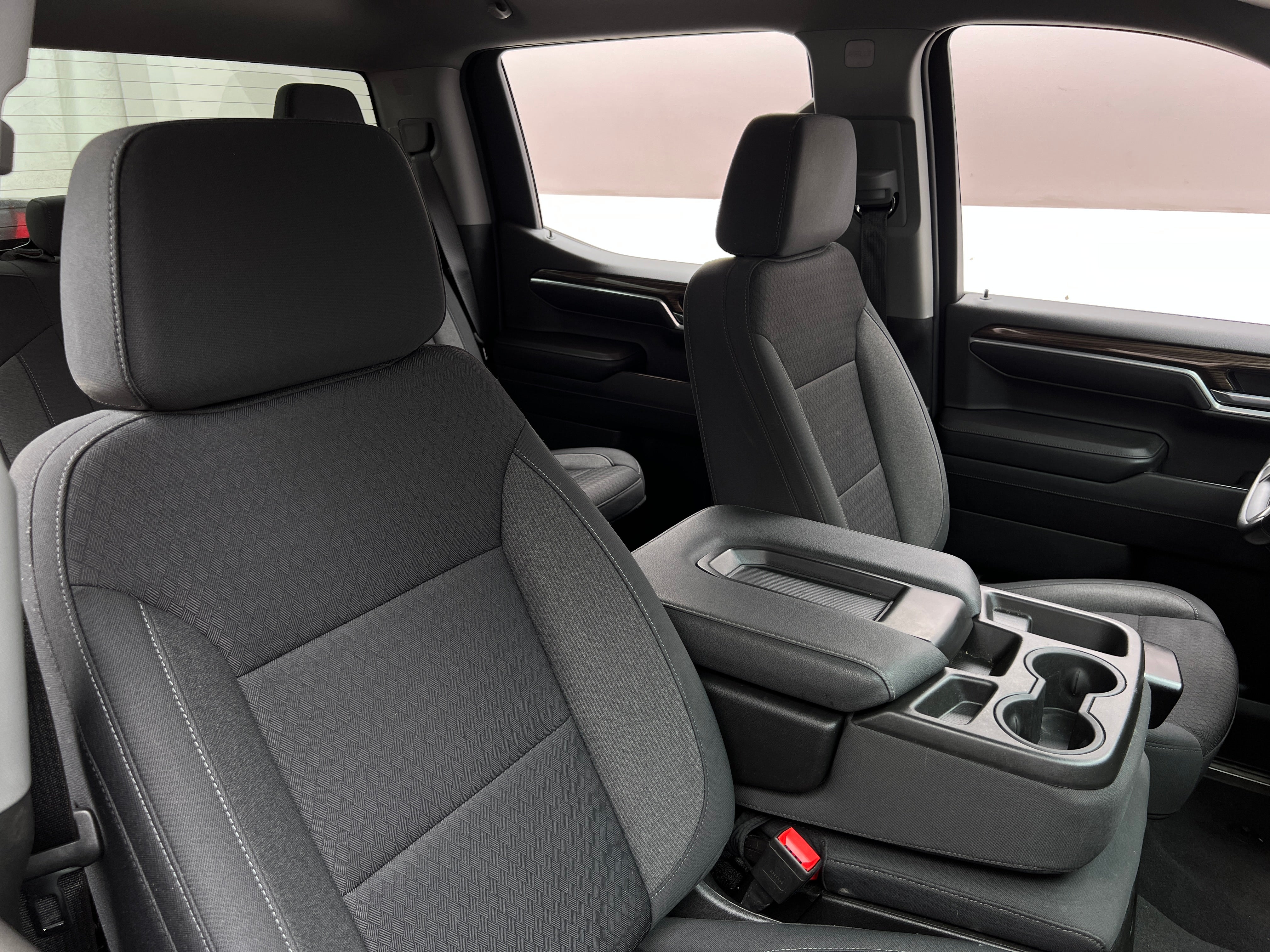 2022 Chevrolet Silverado 1500 LT 2