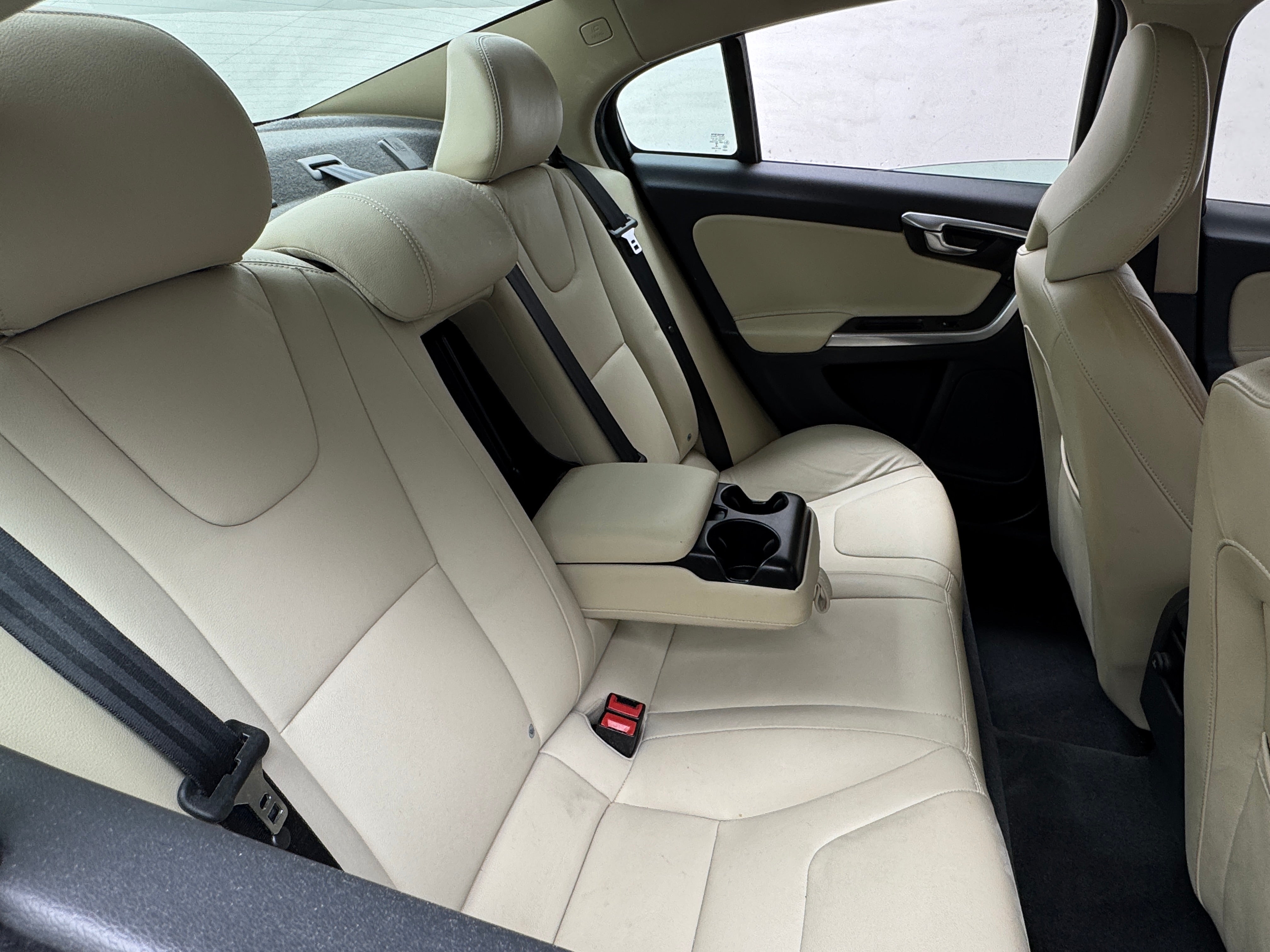 2016 Volvo S60 T5 5