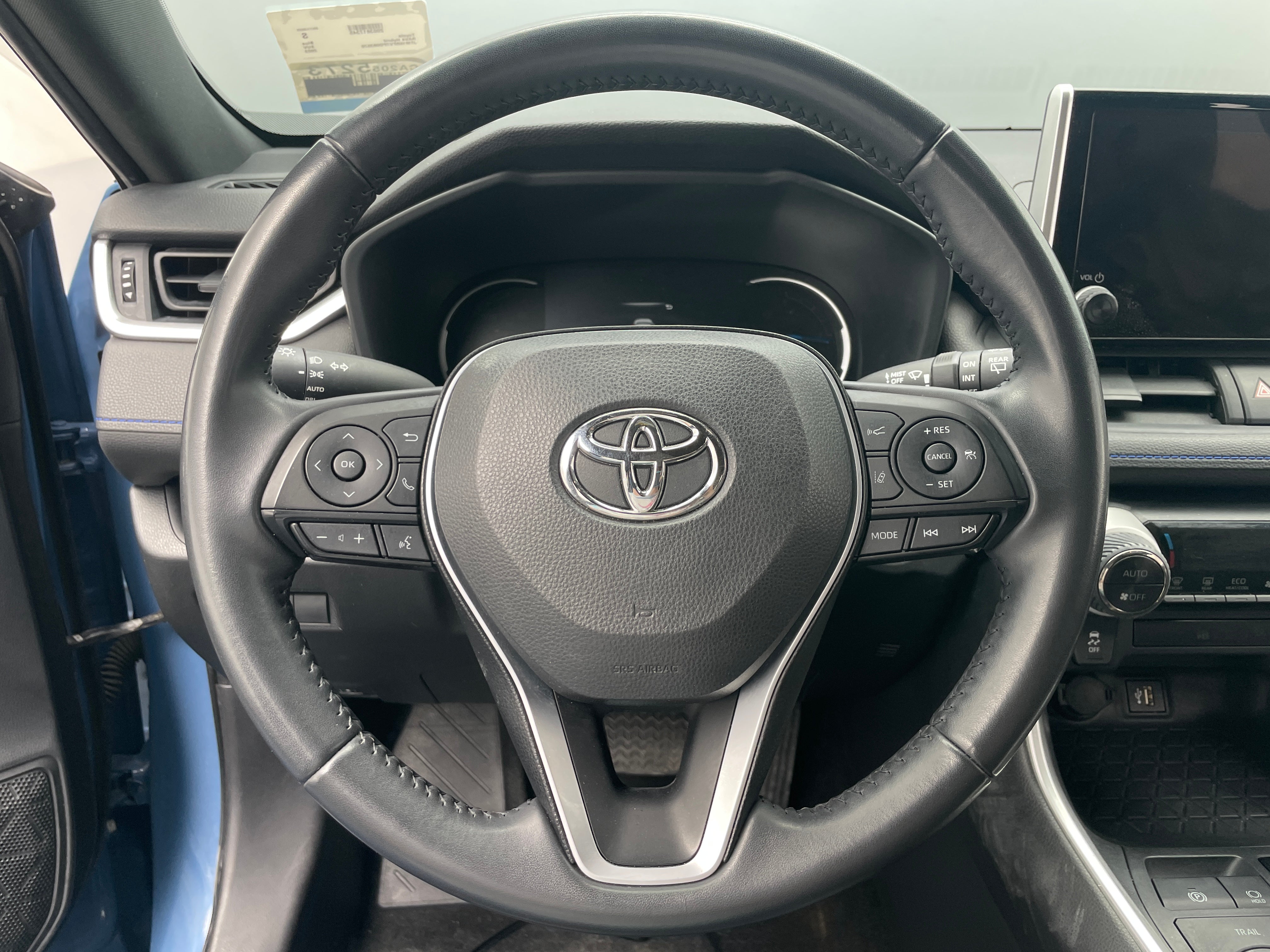 2023 Toyota RAV4 SE 5