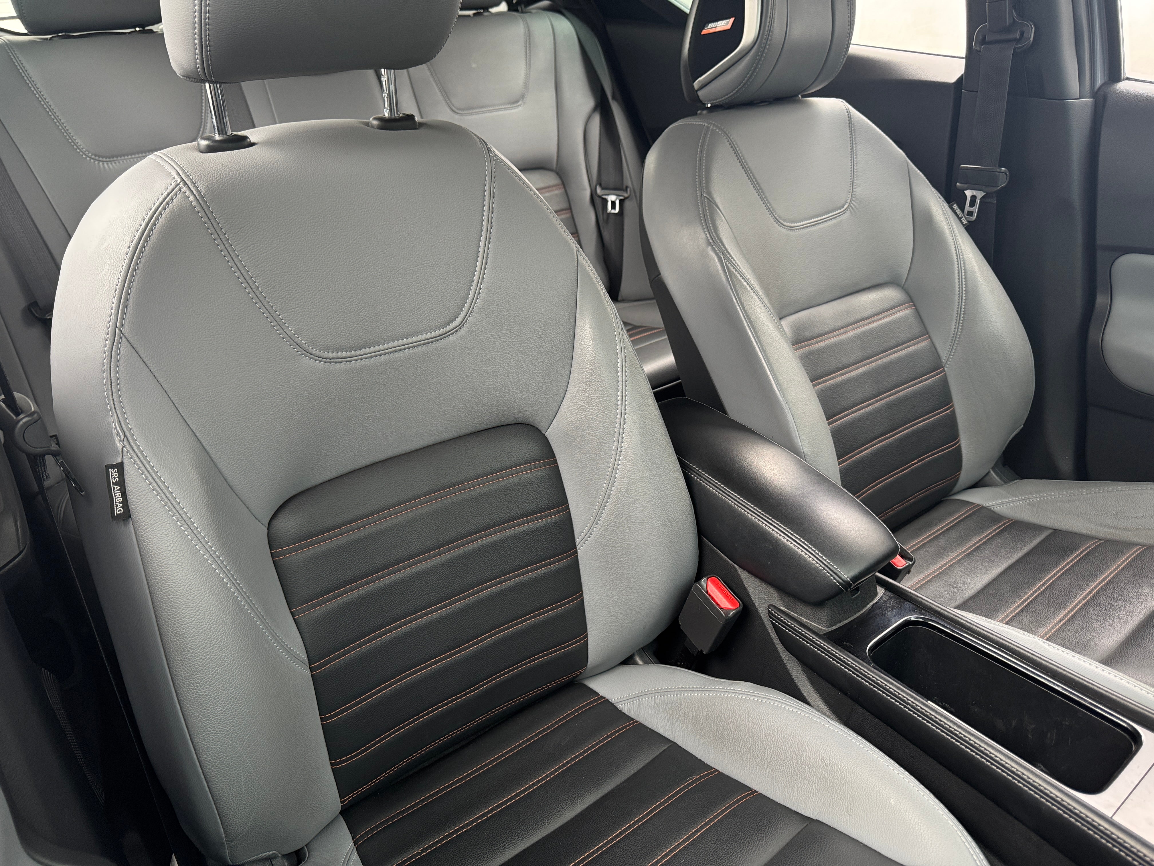 2021 Nissan Kicks SR 2