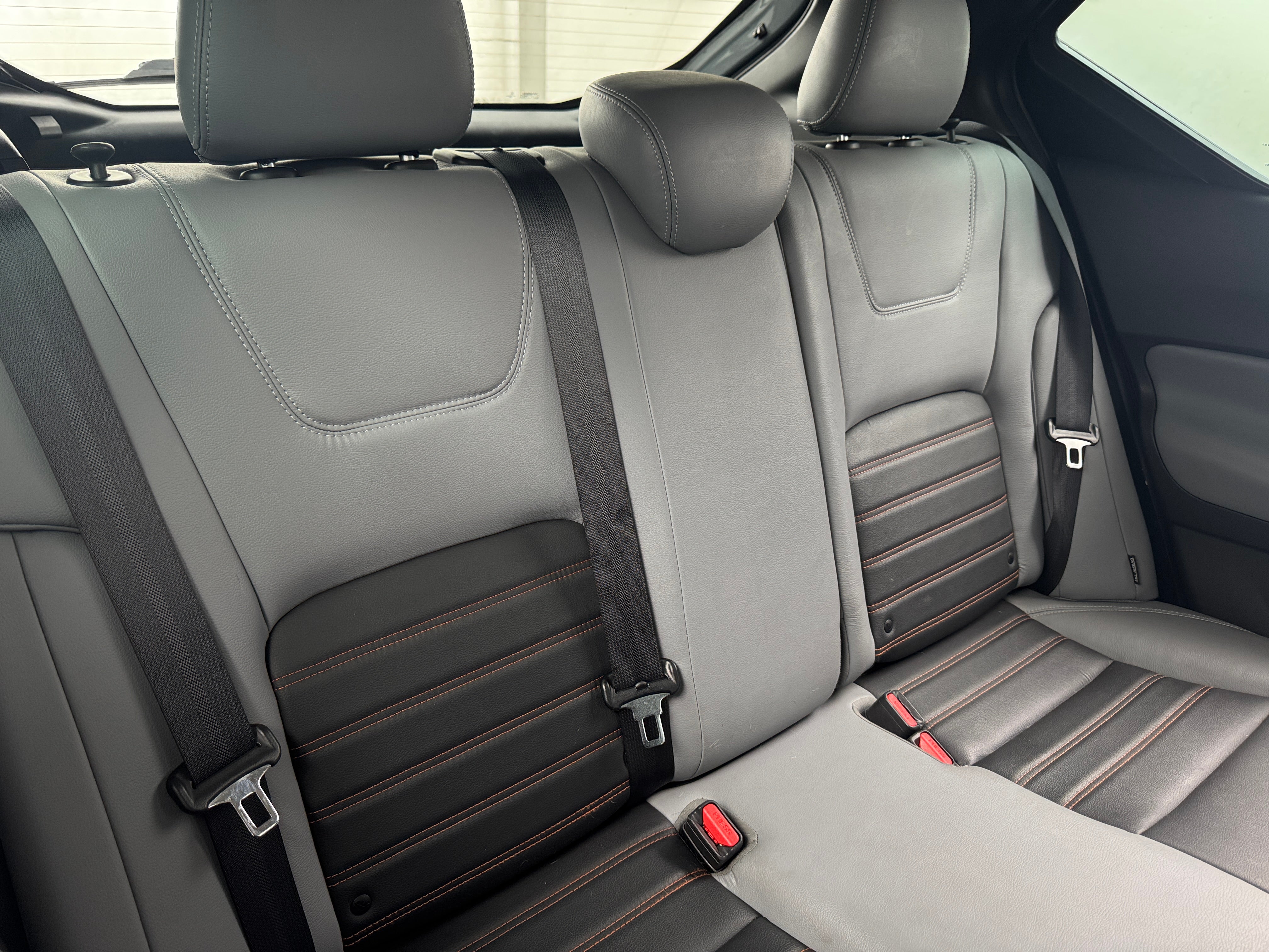 2021 Nissan Kicks SR 6