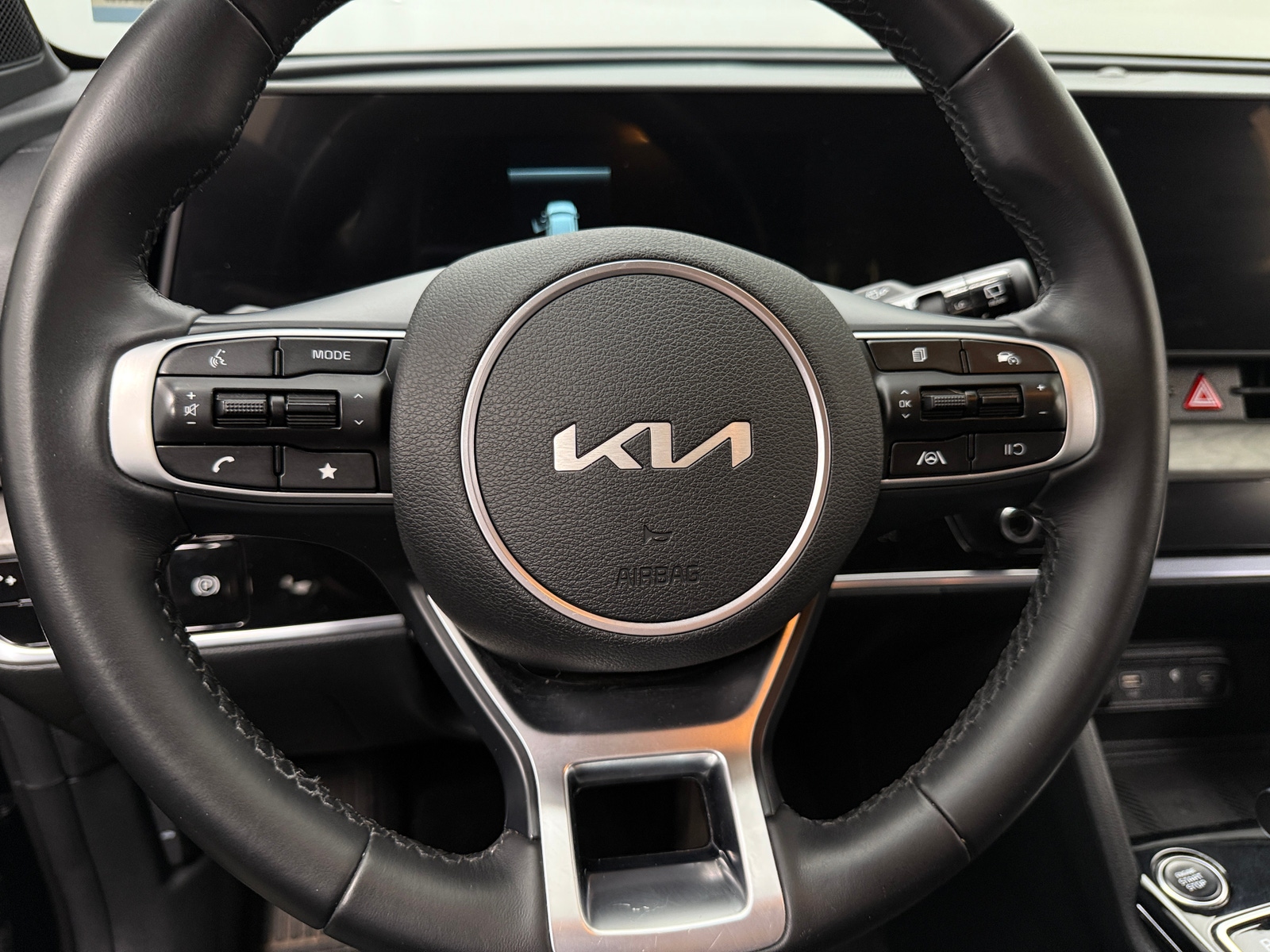 Thumbnail: 2023 Kia Sportage - 4