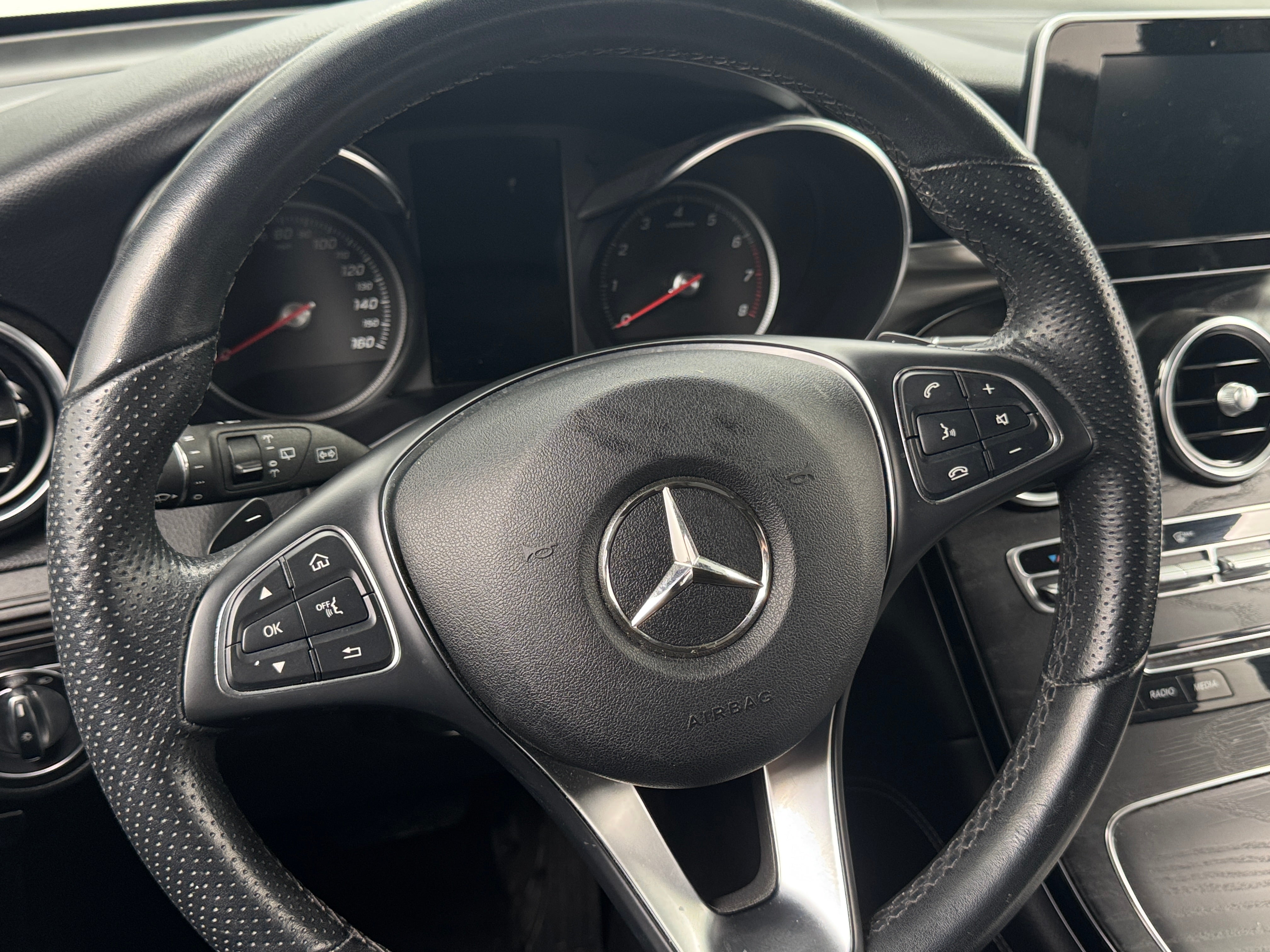 2019 Mercedes-Benz GLC 300 4