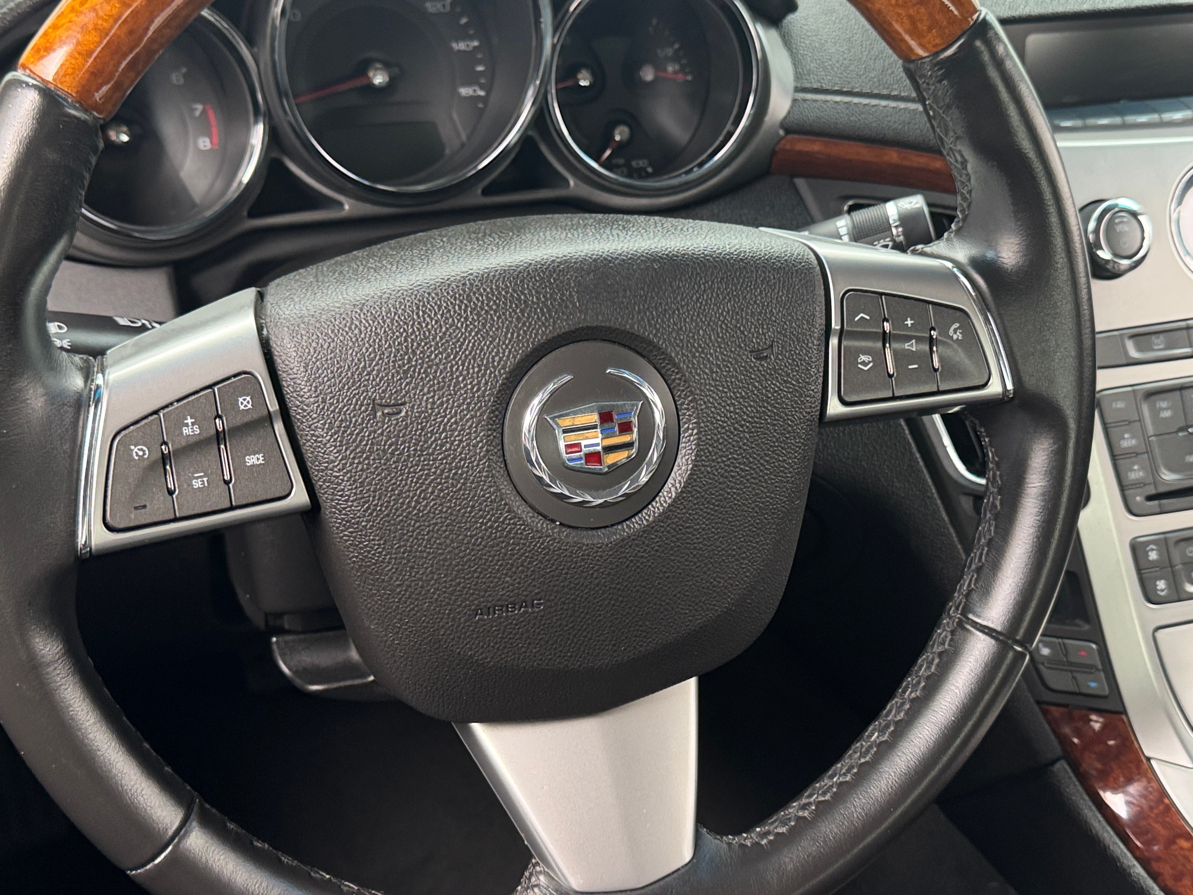 2010 Cadillac CTS Base 4