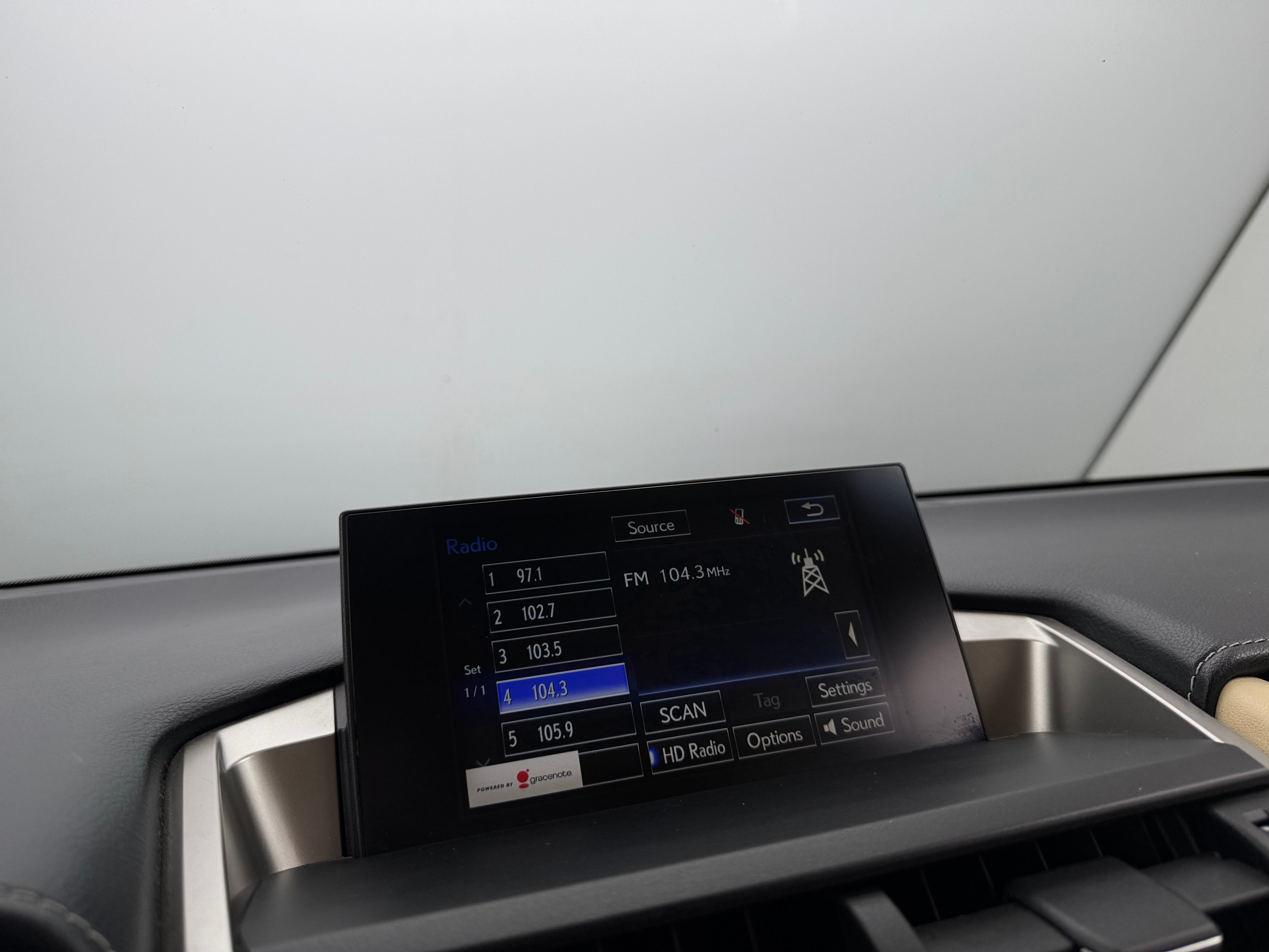 2016 Lexus NX 200t 4
