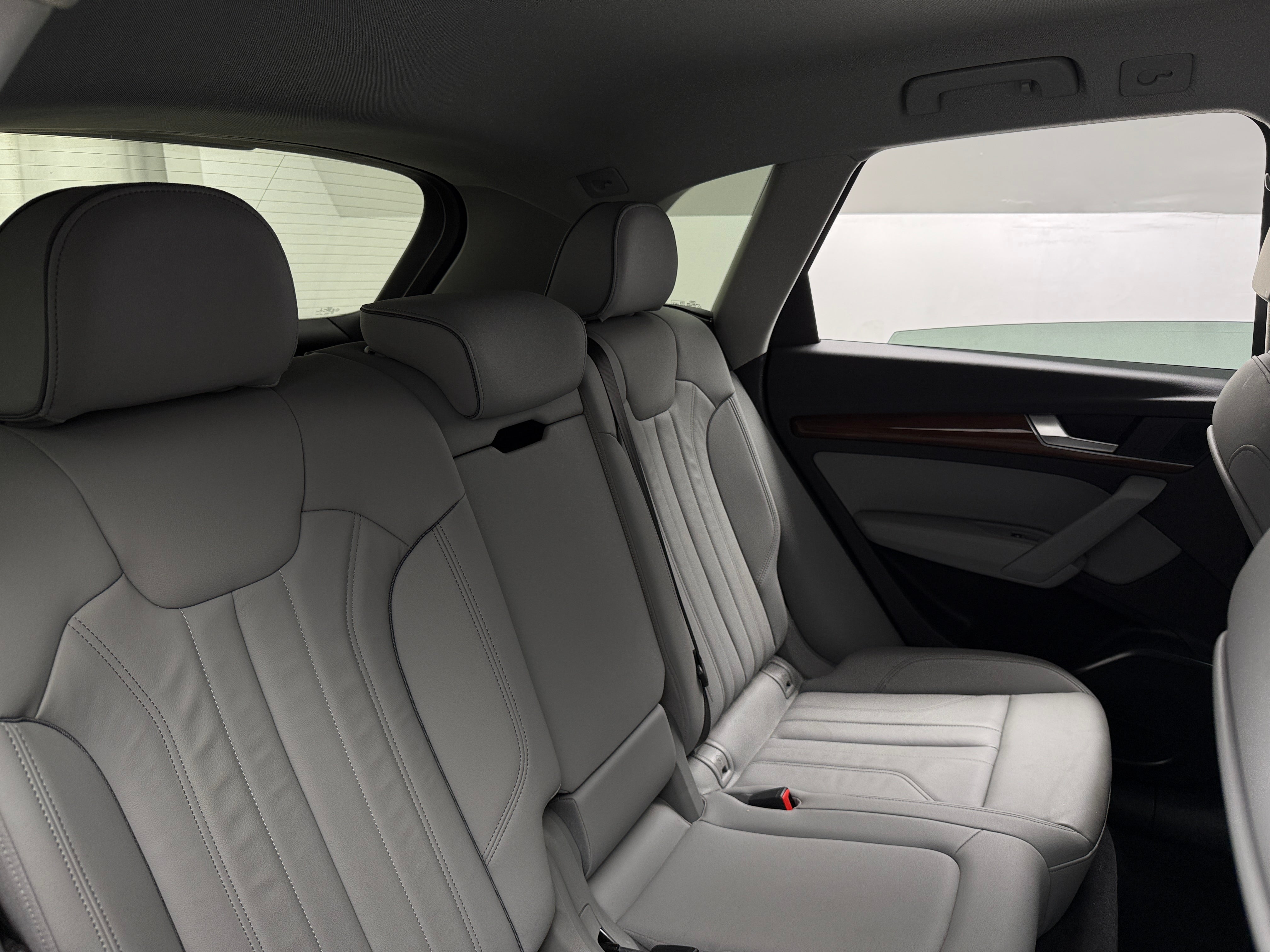 2022 Audi Q5 e Premium 5