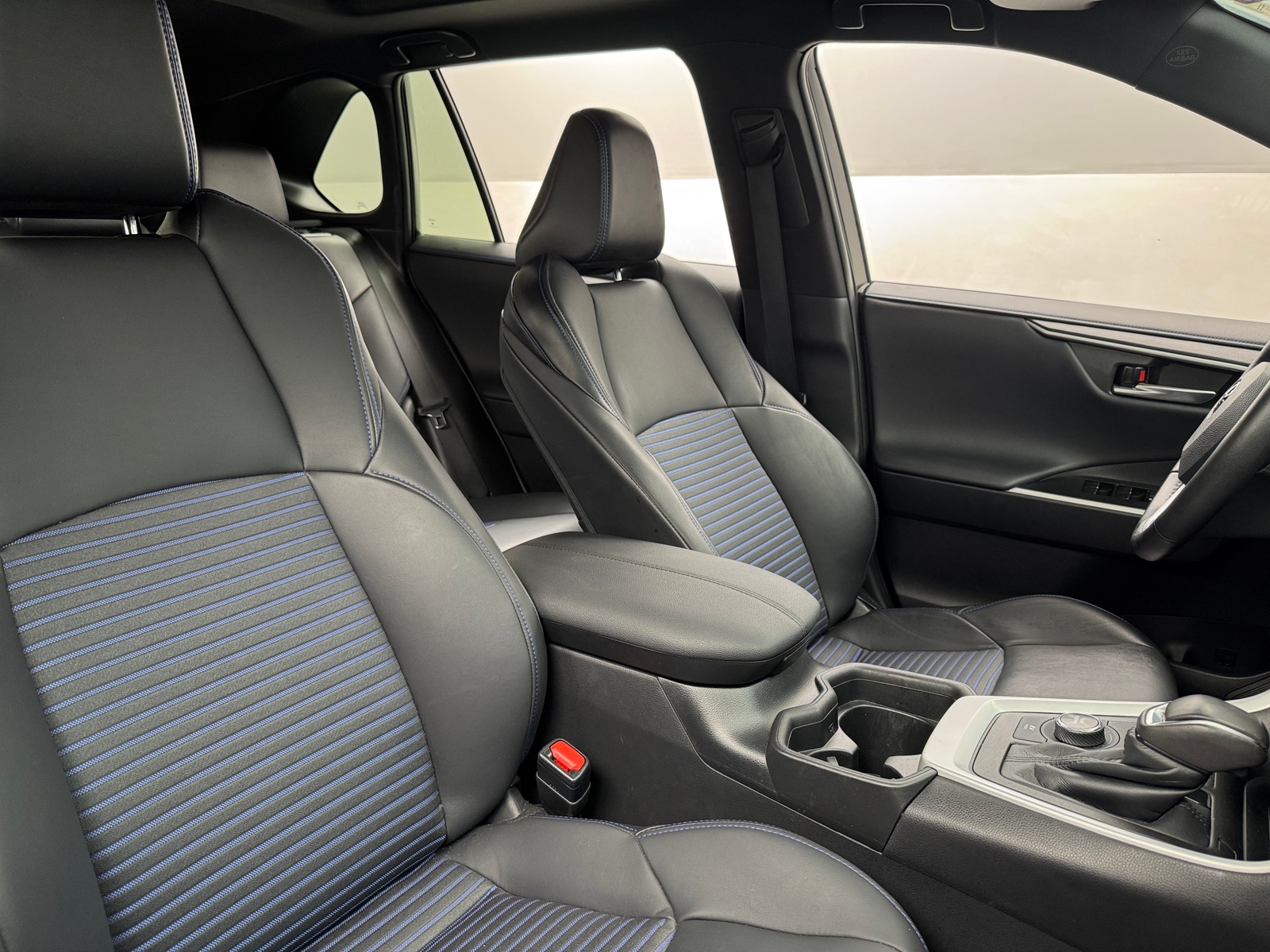 Thumbnail: 2021 Toyota RAV4 - 2