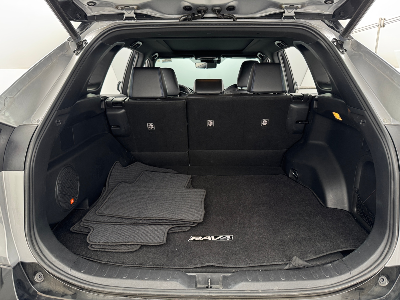 Thumbnail: 2021 Toyota RAV4 - 7