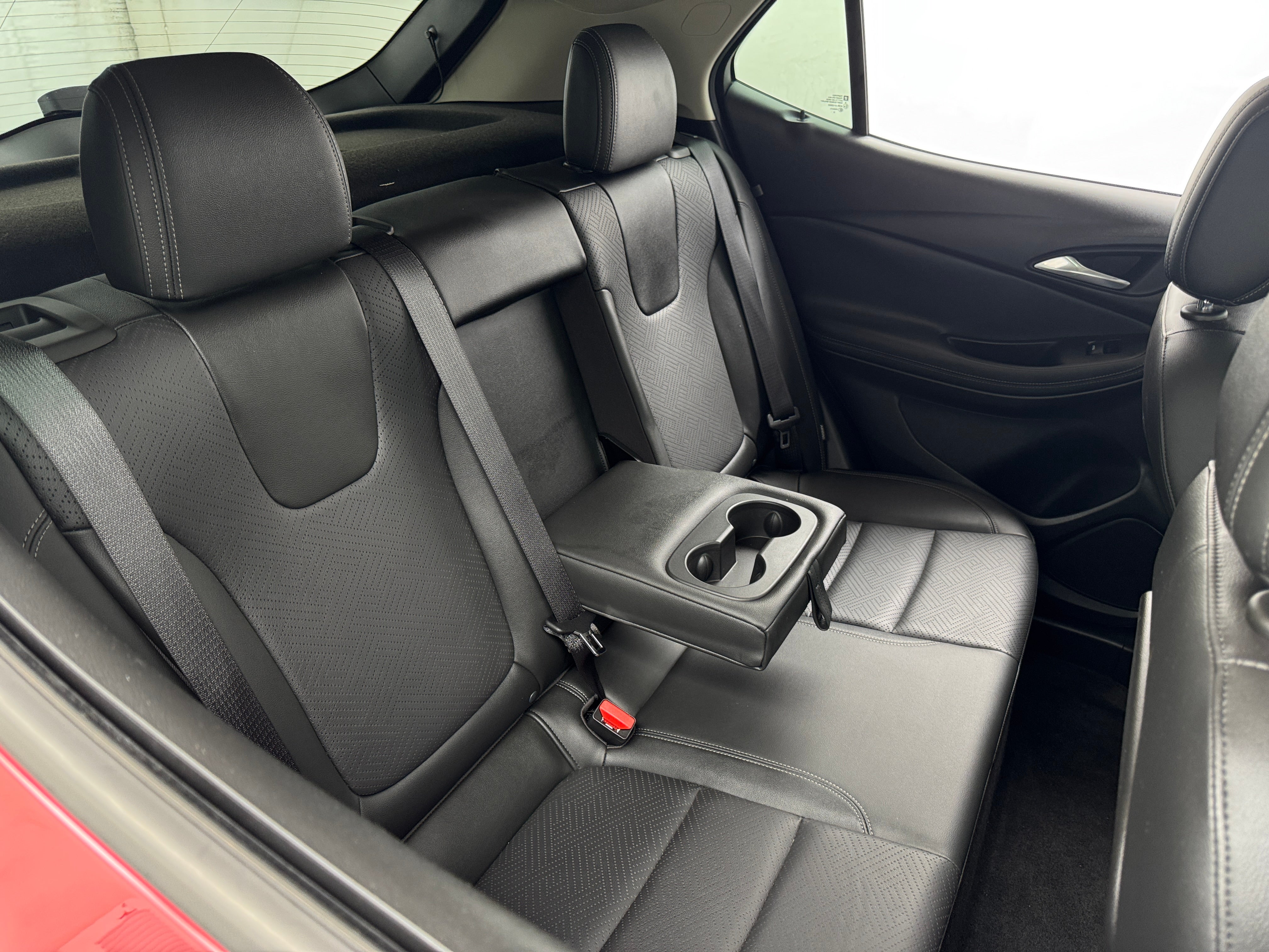 2020 Buick Encore GX Essence 5
