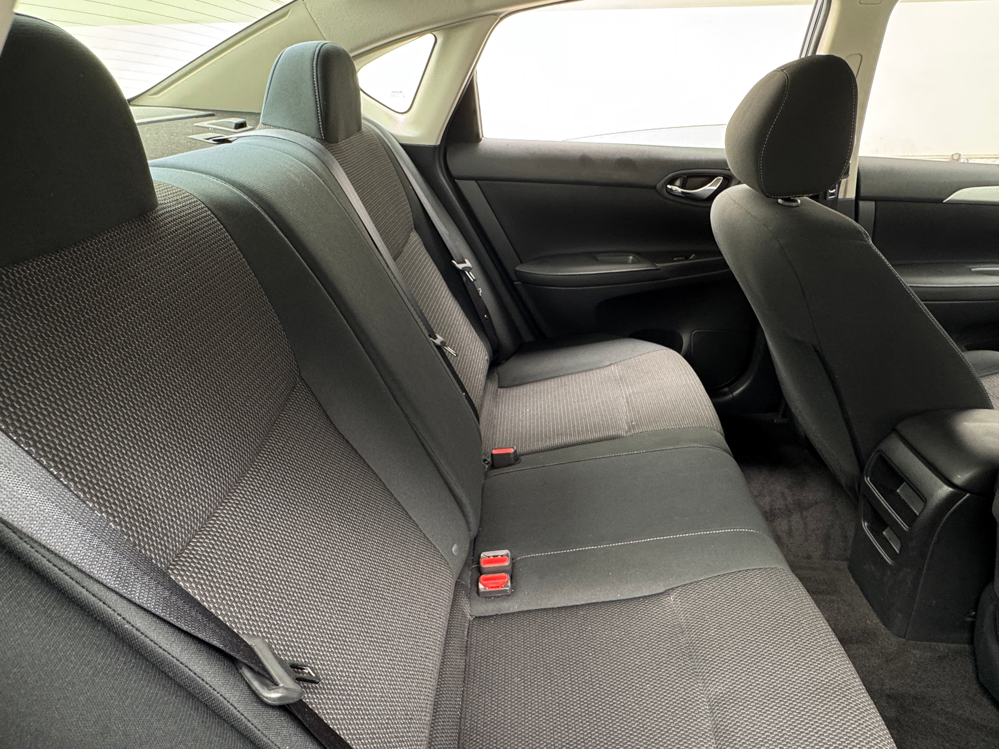 2019 Nissan Sentra S 6
