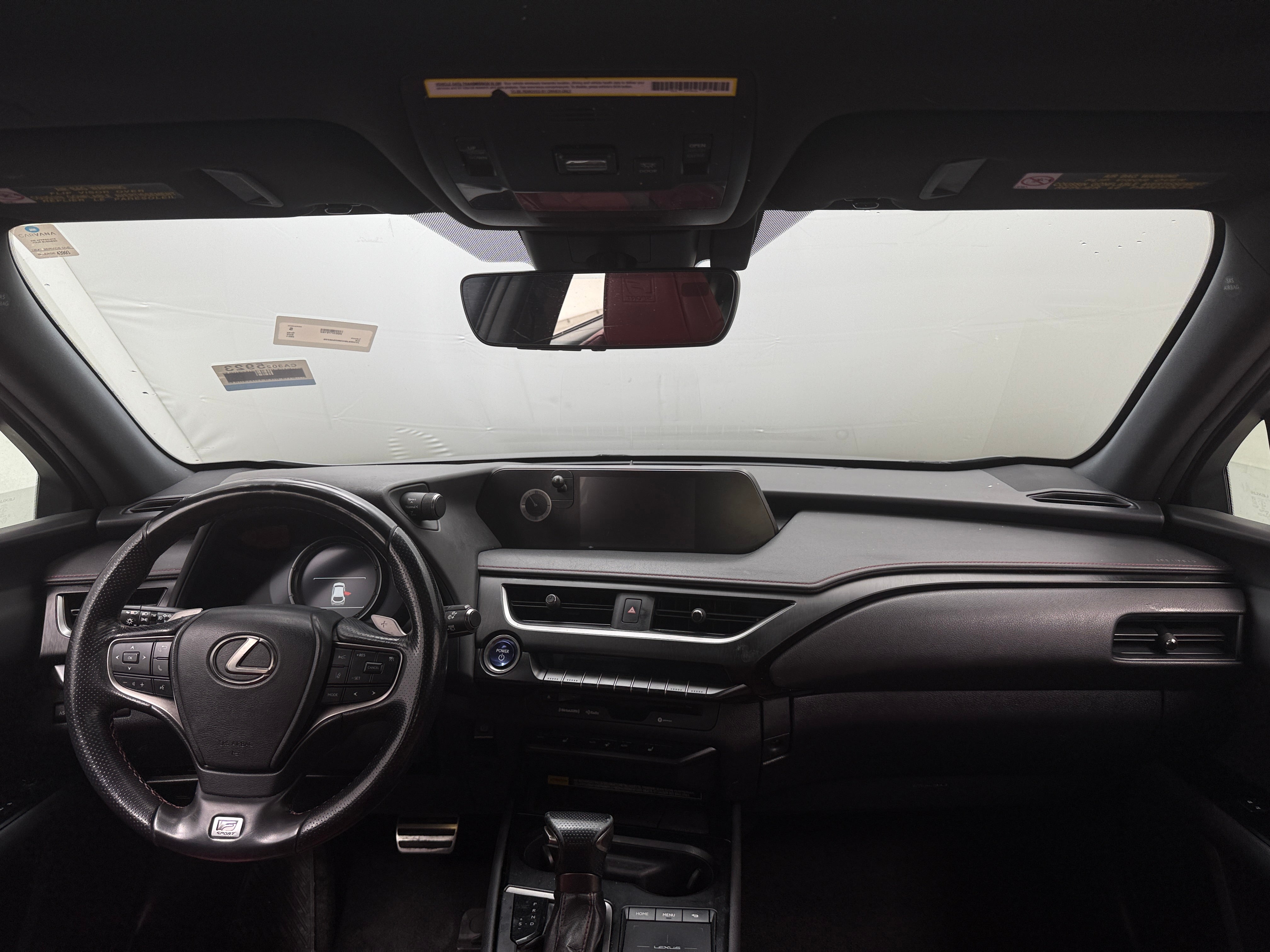 Thumbnail: 2021 Lexus UX - 2