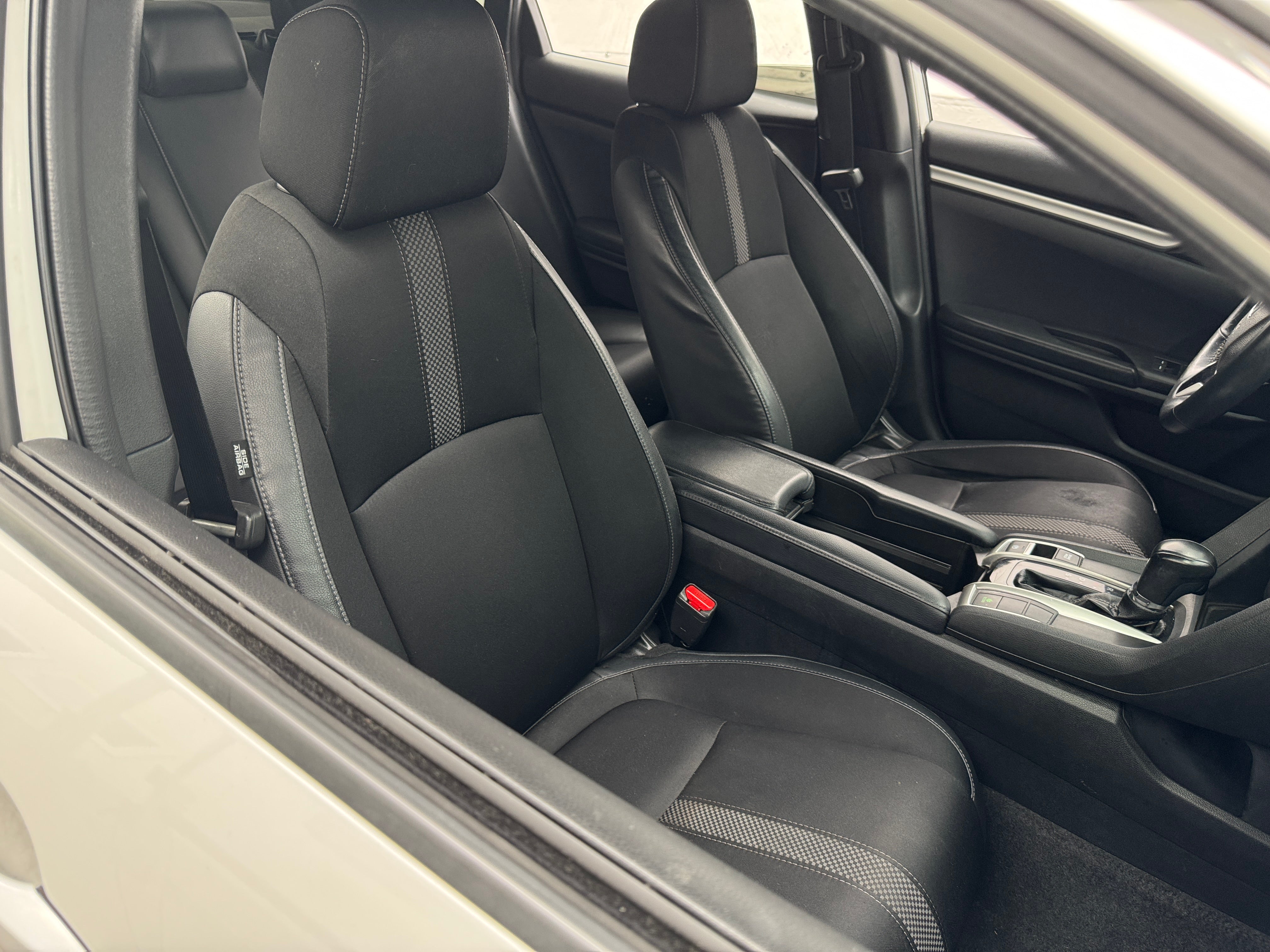 2020 Honda Civic Sport 2