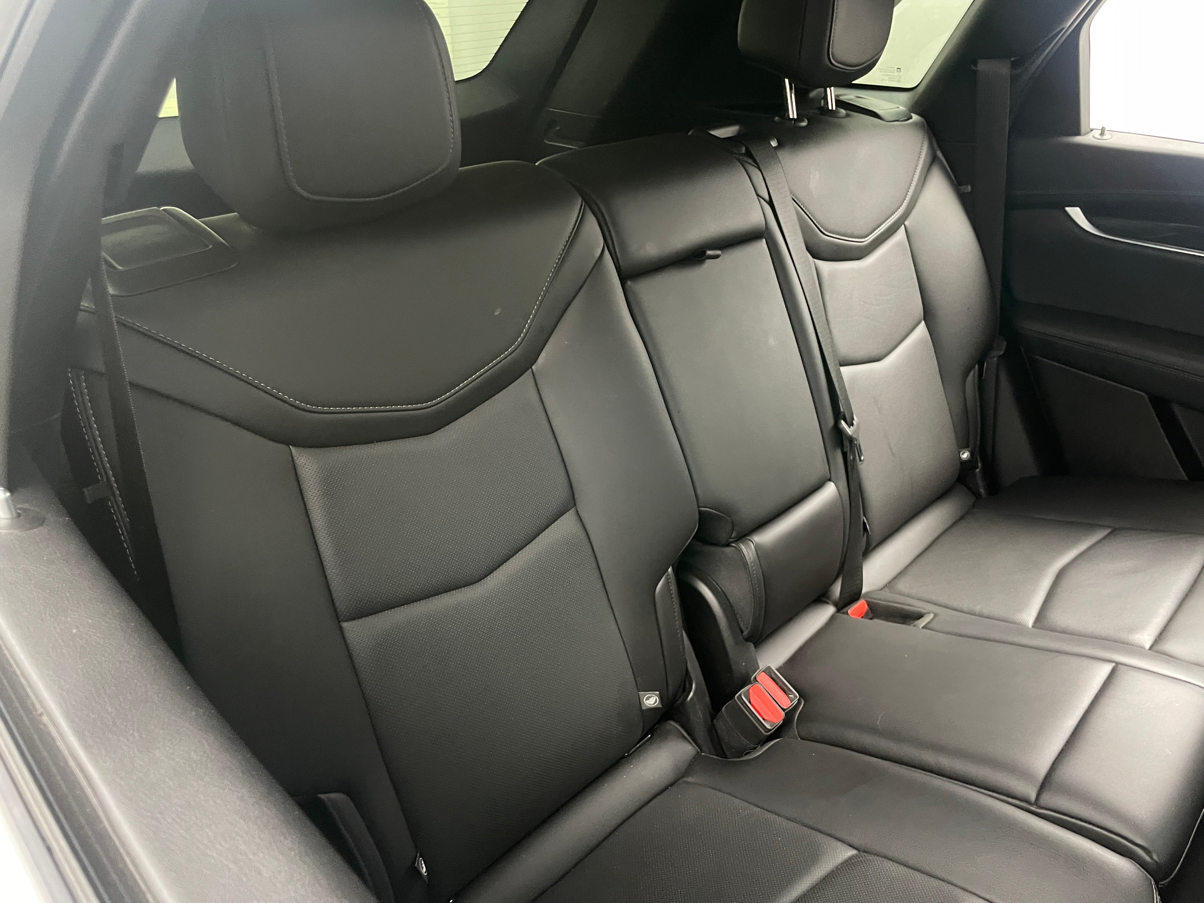 Thumbnail: 2022 Cadillac XT5 - 5