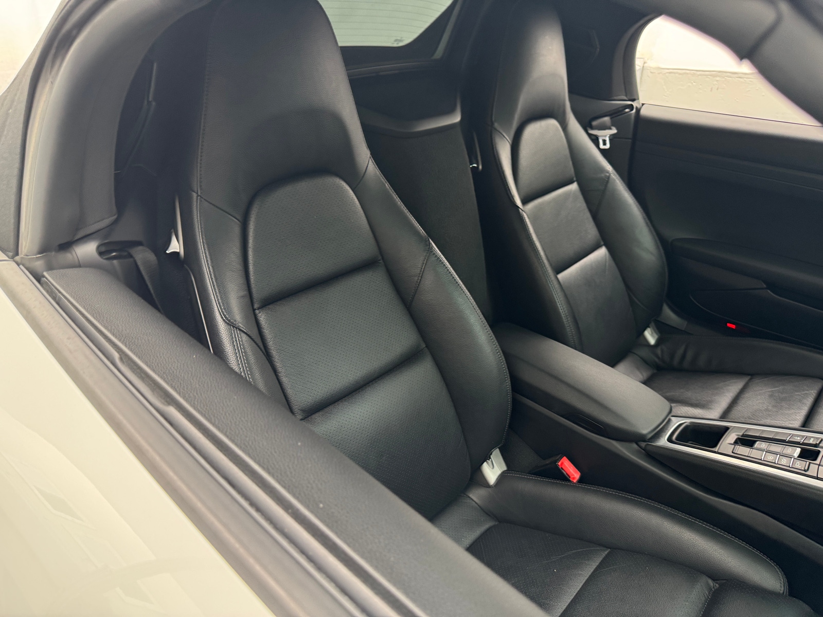 Thumbnail: 2019 Porsche 718 Boxster - 2