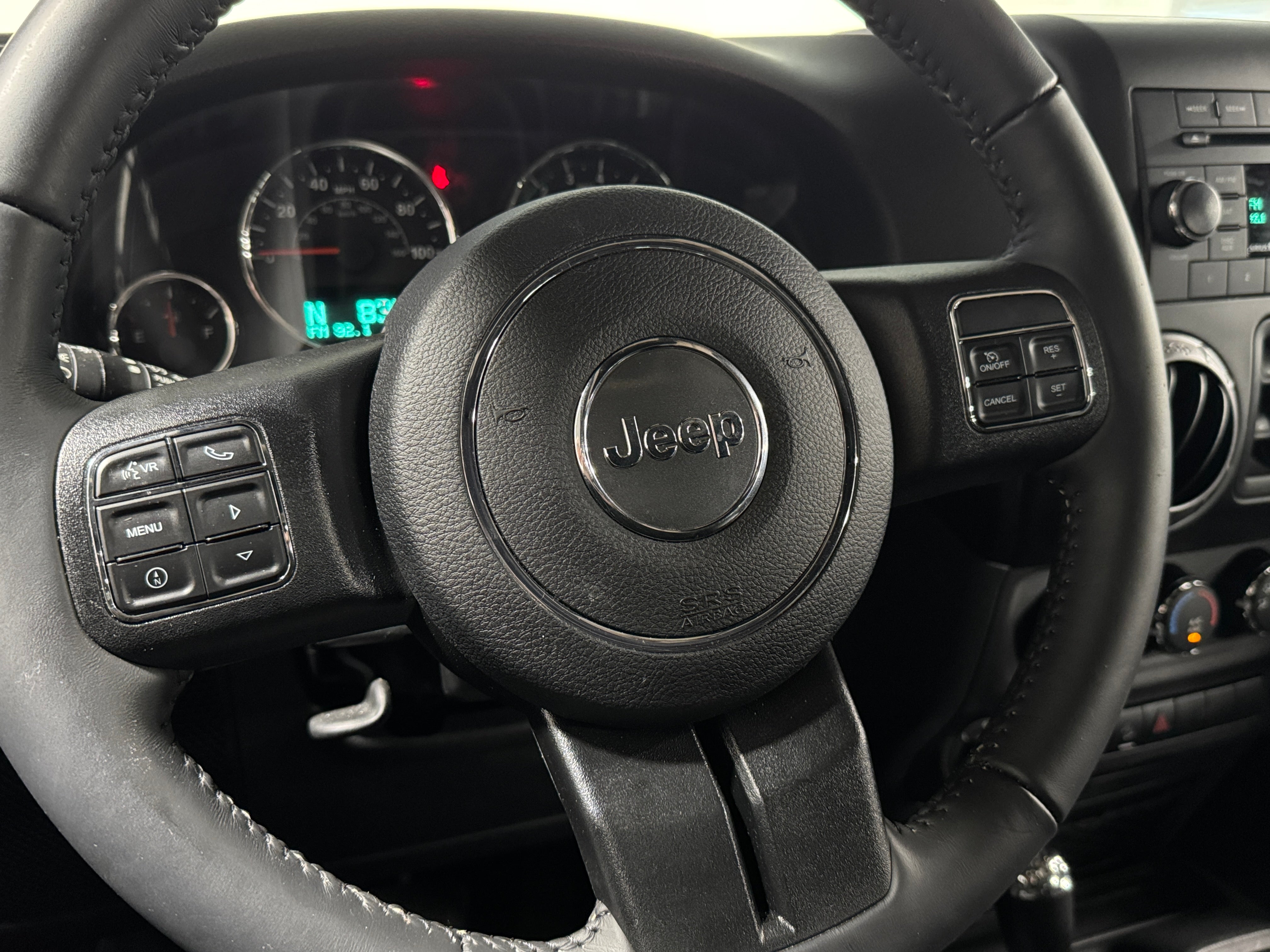 Thumbnail: 2017 Jeep Wrangler - 5