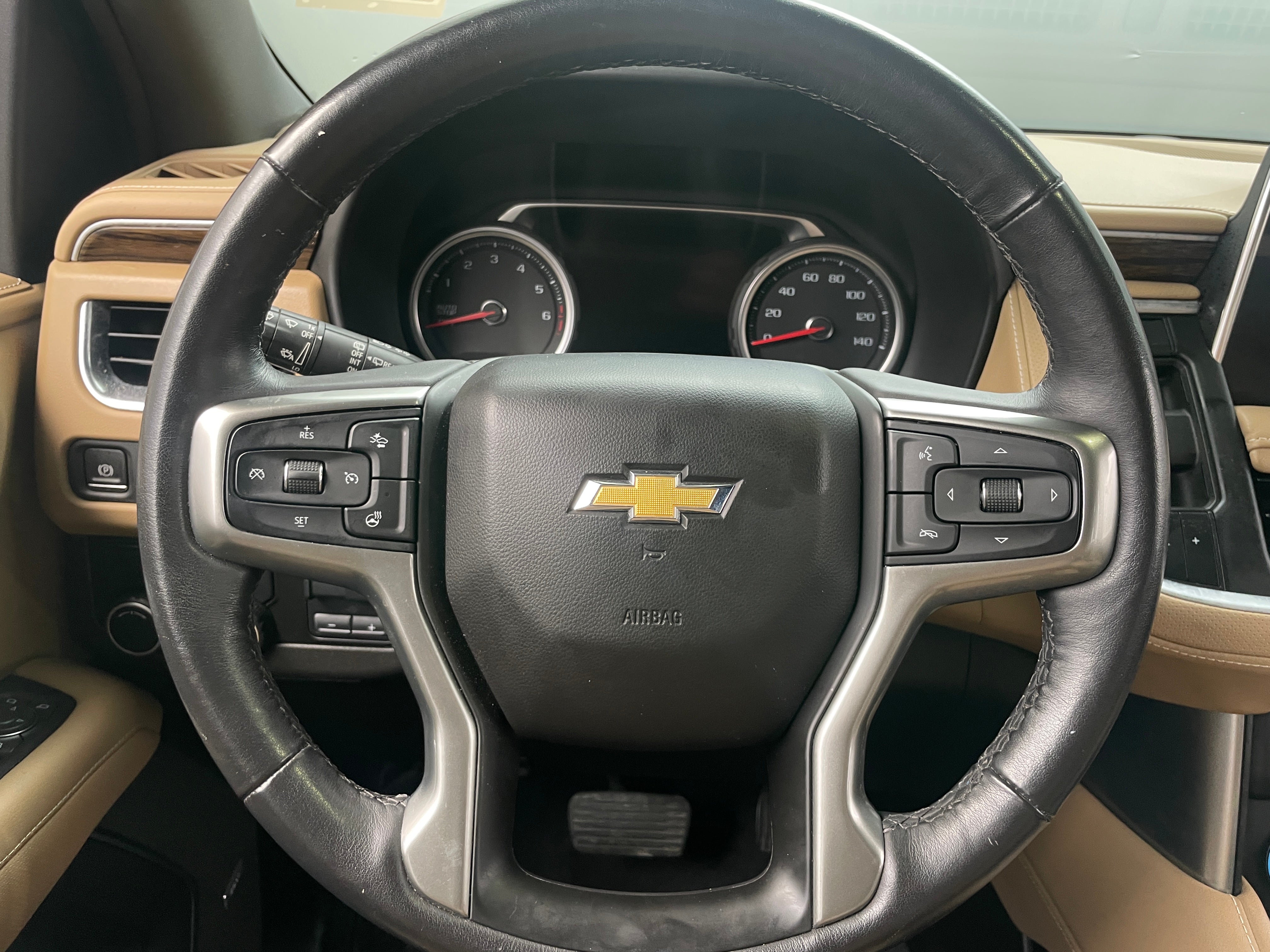 Thumbnail: 2021 Chevrolet Tahoe - 4