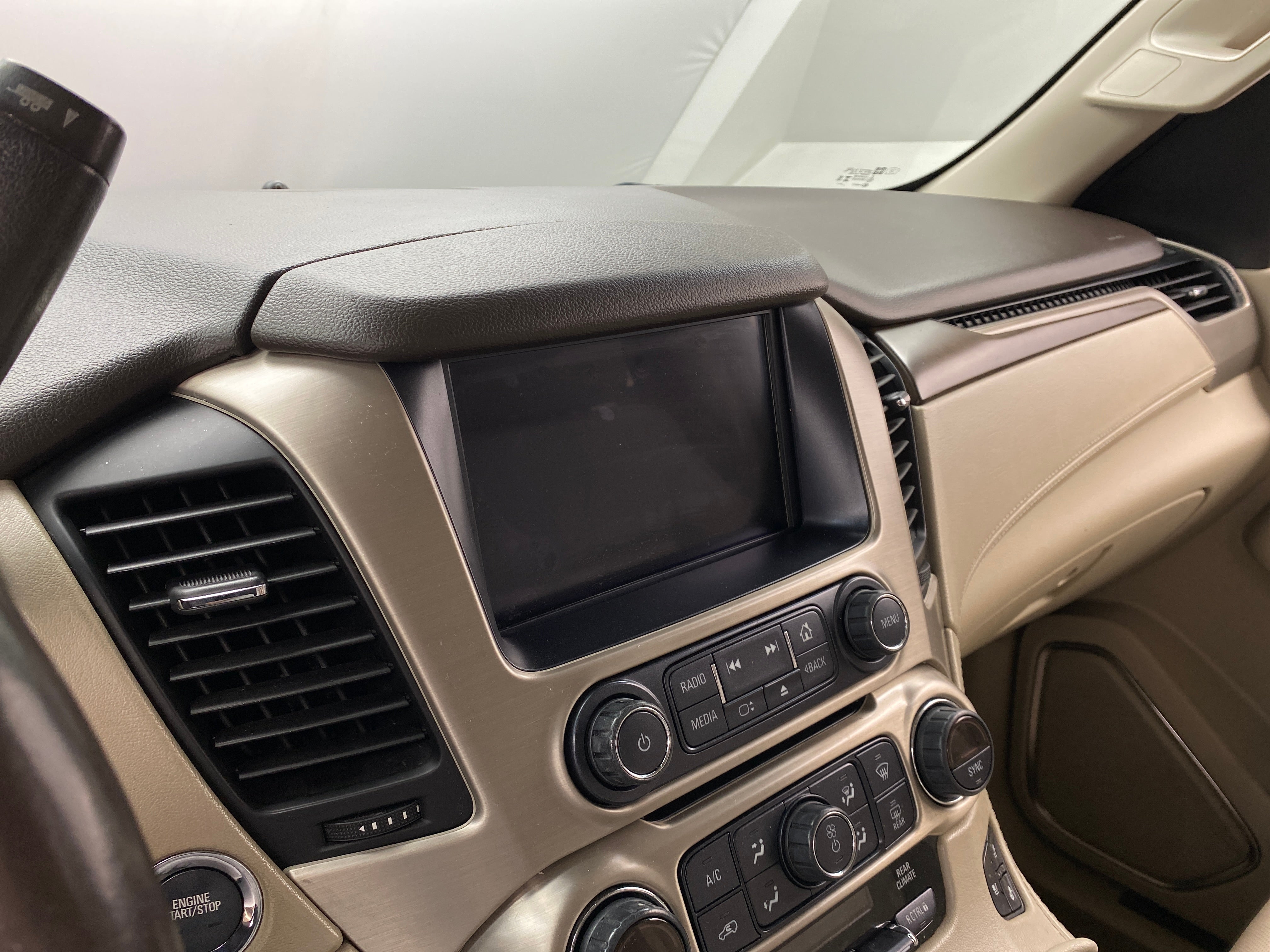 2019 GMC Yukon Denali 3