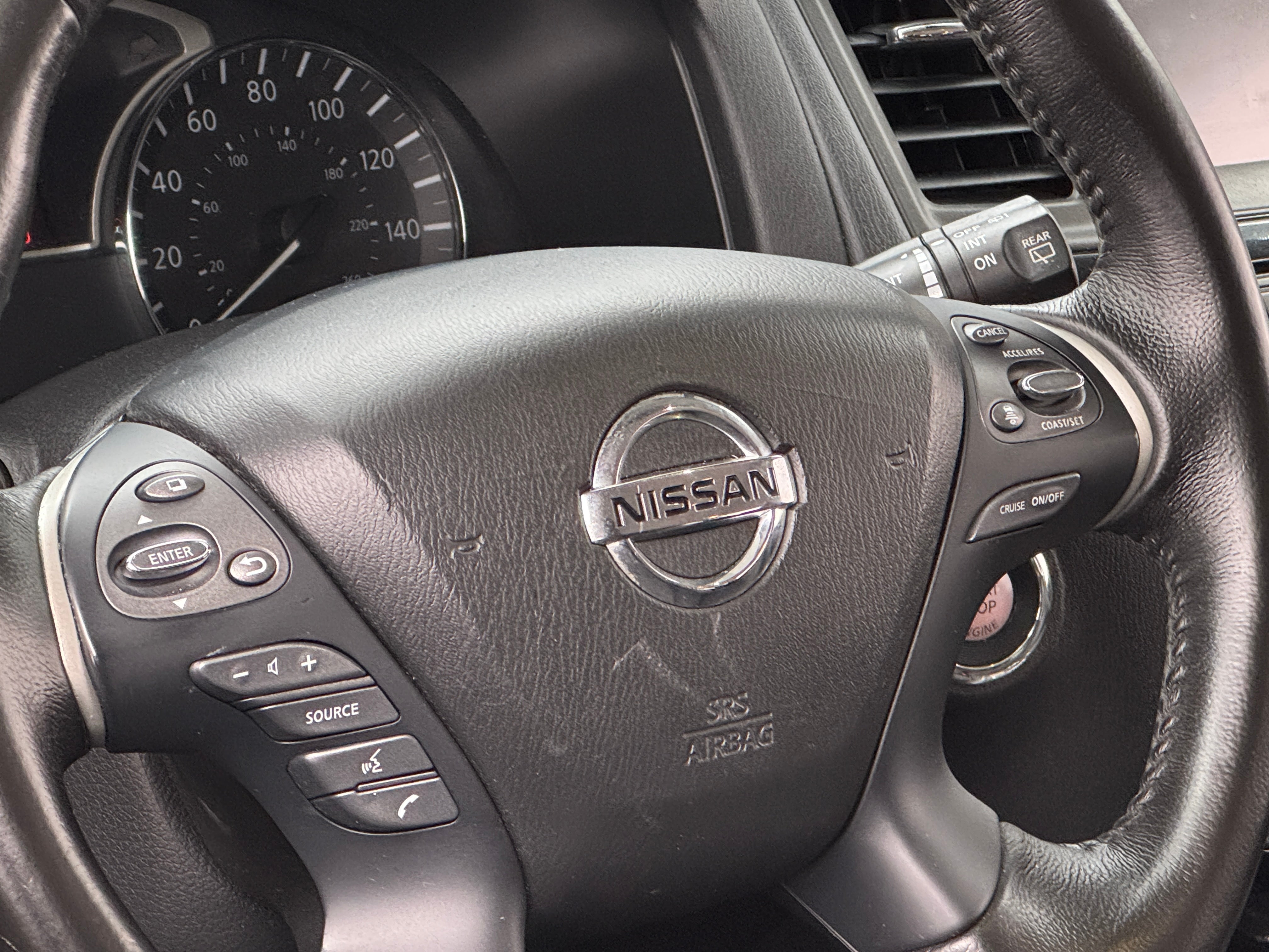 2018 Nissan Pathfinder SV 5
