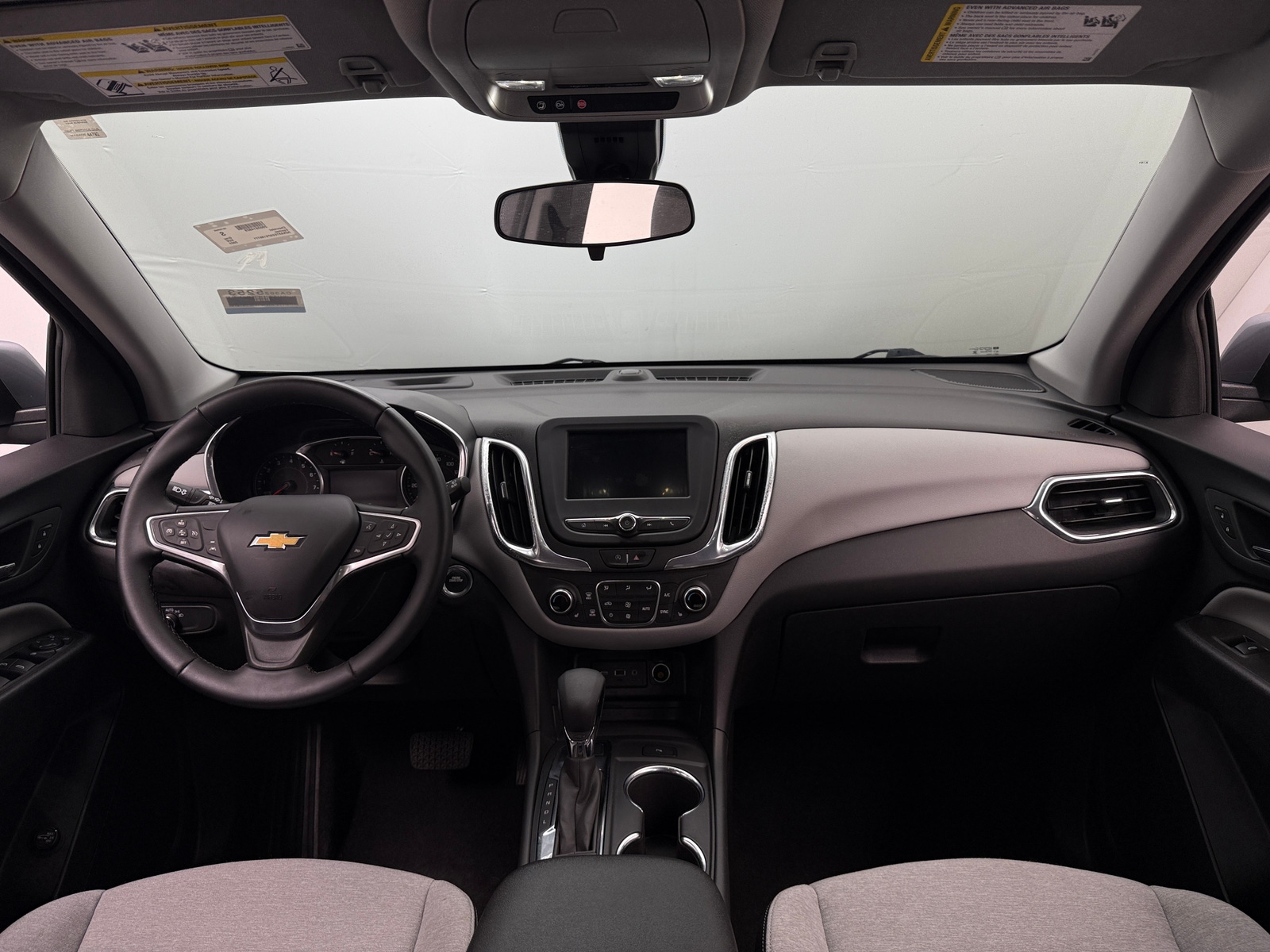 Thumbnail: 2023 Chevrolet Equinox - 3