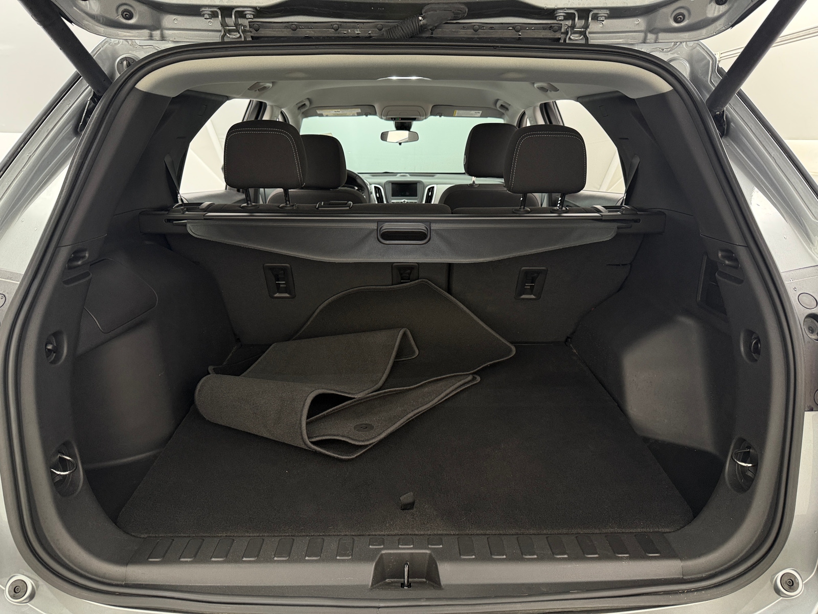 Thumbnail: 2023 Chevrolet Equinox - 7