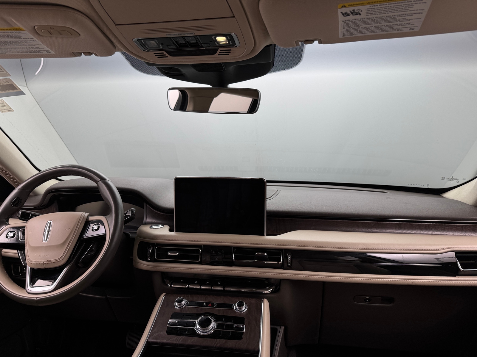 Thumbnail: 2022 Lincoln Aviator - 3